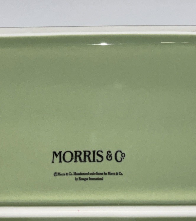 MORRIS & Co. GREEN WHITE ETCHED FLORAL EVERTED RIM CERAMIC 12.5 & 6.5 TRAYS NWT￼