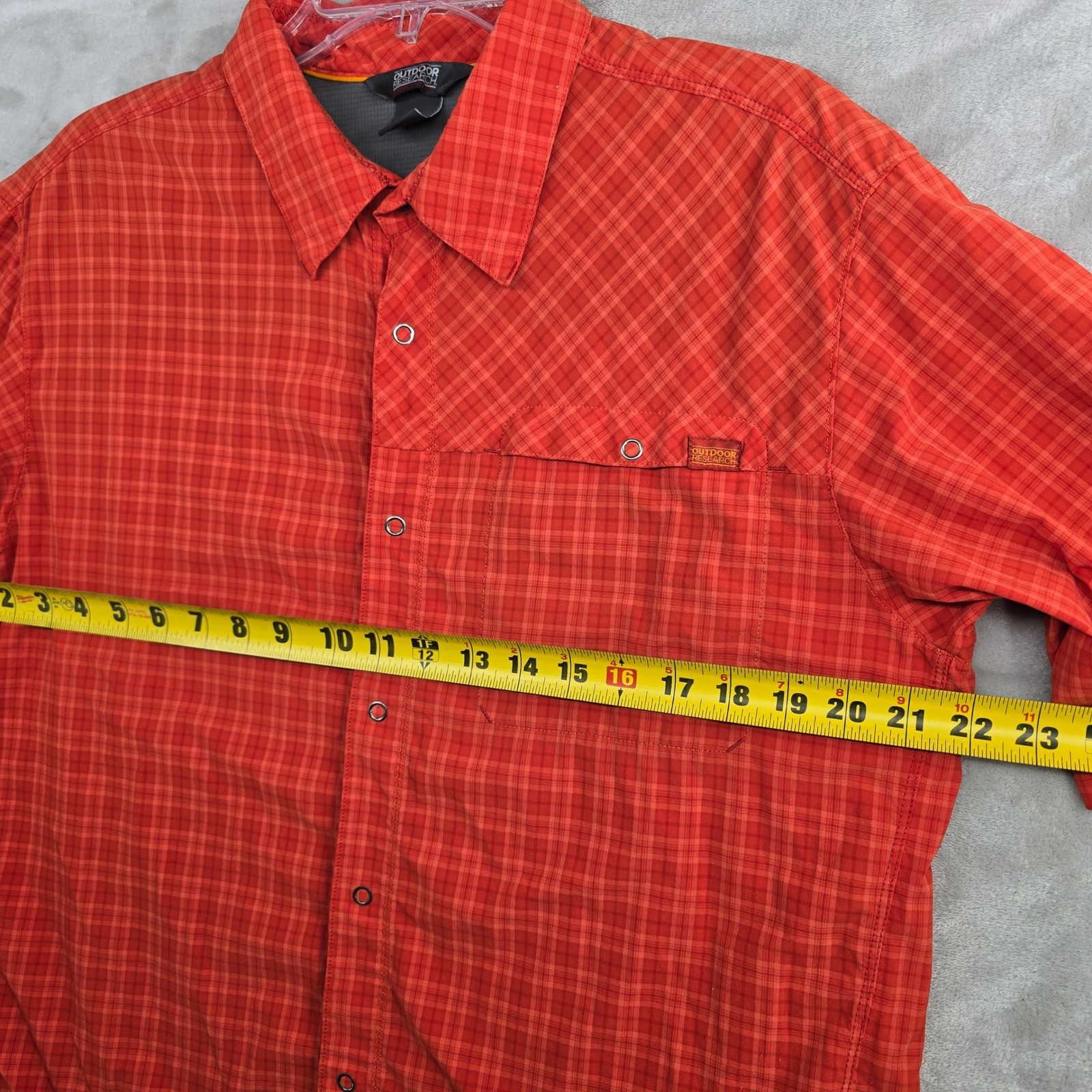 Outdoor Research Men's Astroman Plaid Snap Button Short Sleeve Shirt Large