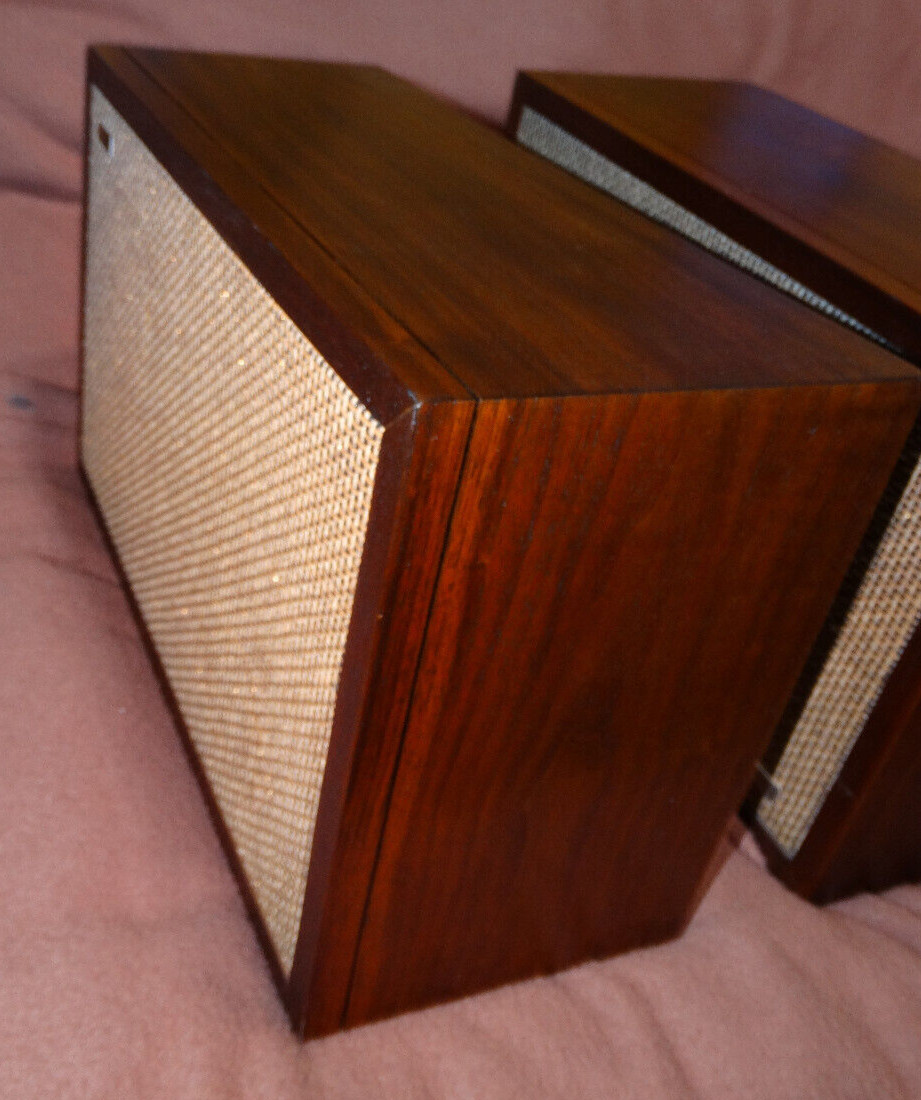 2 Knight Allied 3 way 10" alnico Tweed Vacuum Tube speakers by Utah Sound great!