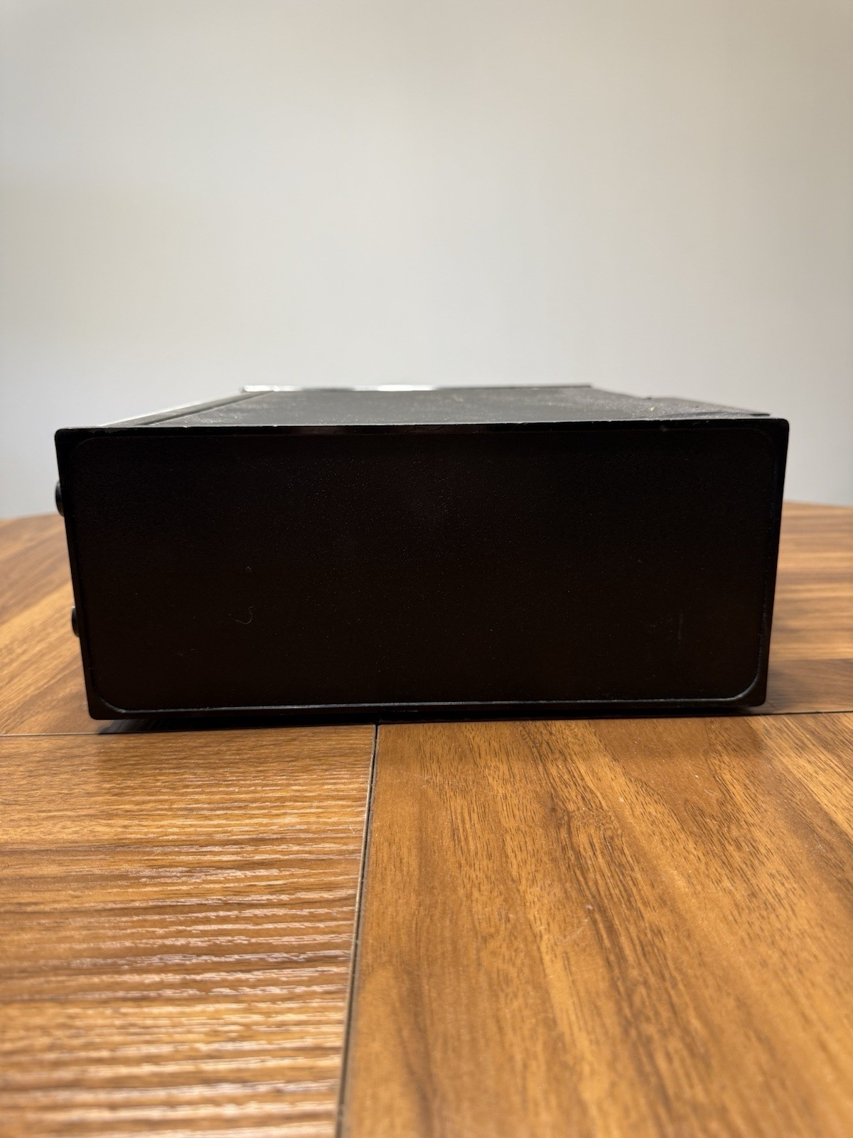 Ten Tec Model 544 Digital Readout Transceiver UNTESTED NO CORDS READ