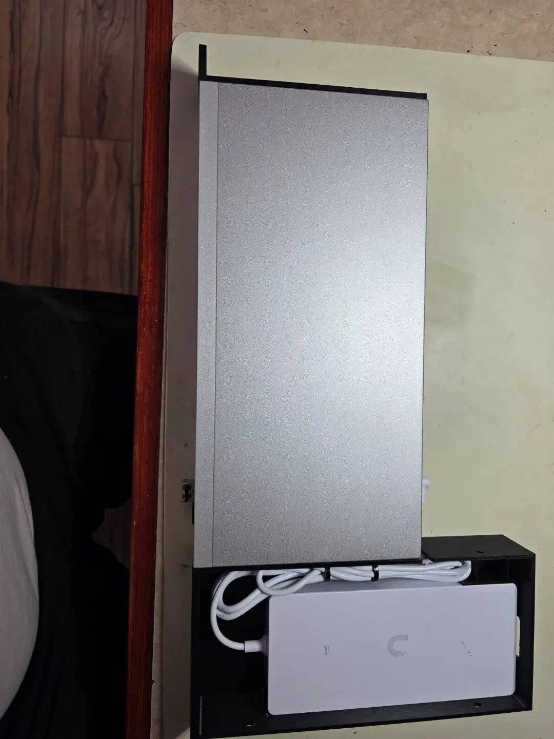 Rack Mount for UniFi USW-Pro-Max-16-PoE – 1U 19" with Tray for PSU Aluminum Look