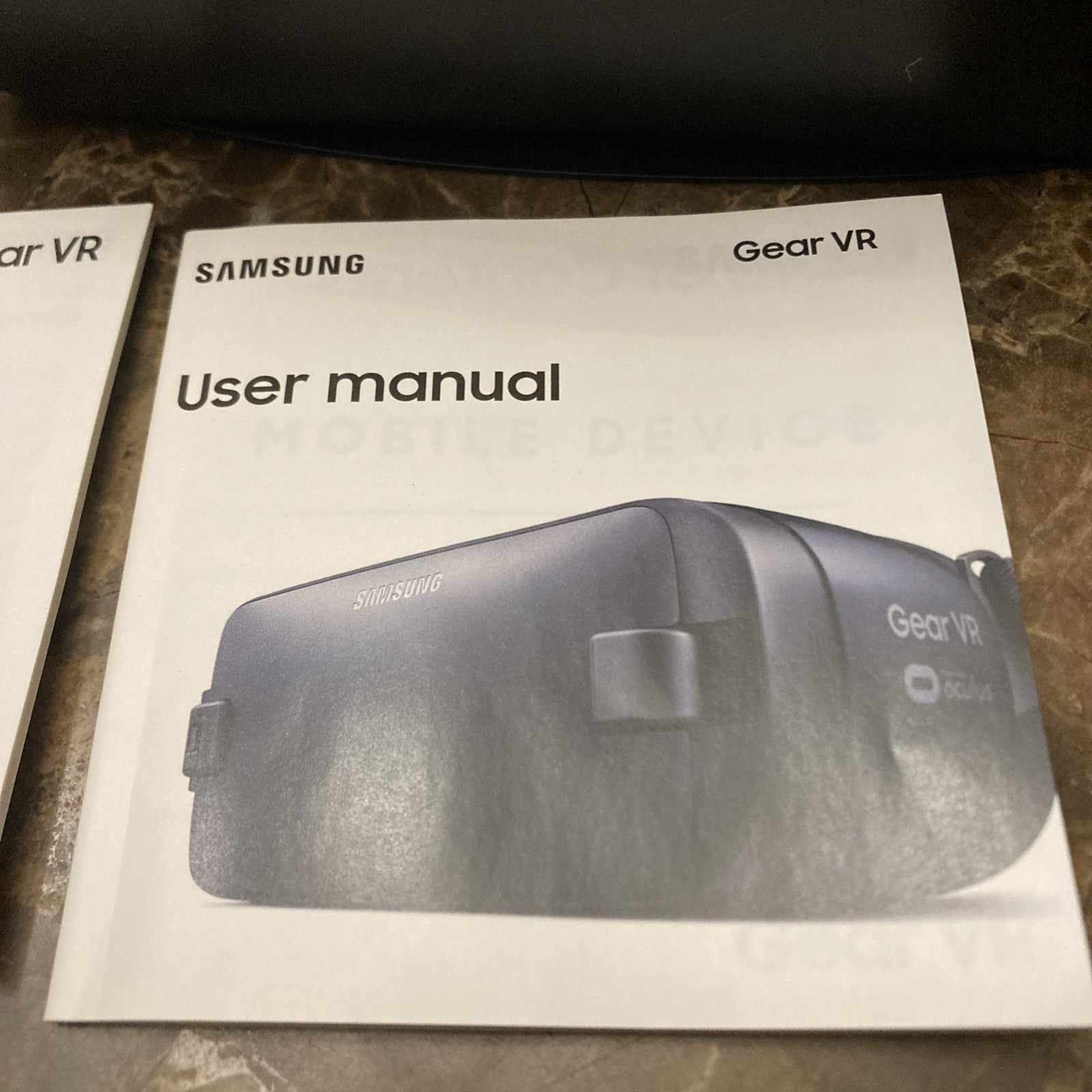 Samsung Gear VR SM-R323 Oculus Virtual Reality Headset GH69-28208A New Open Box