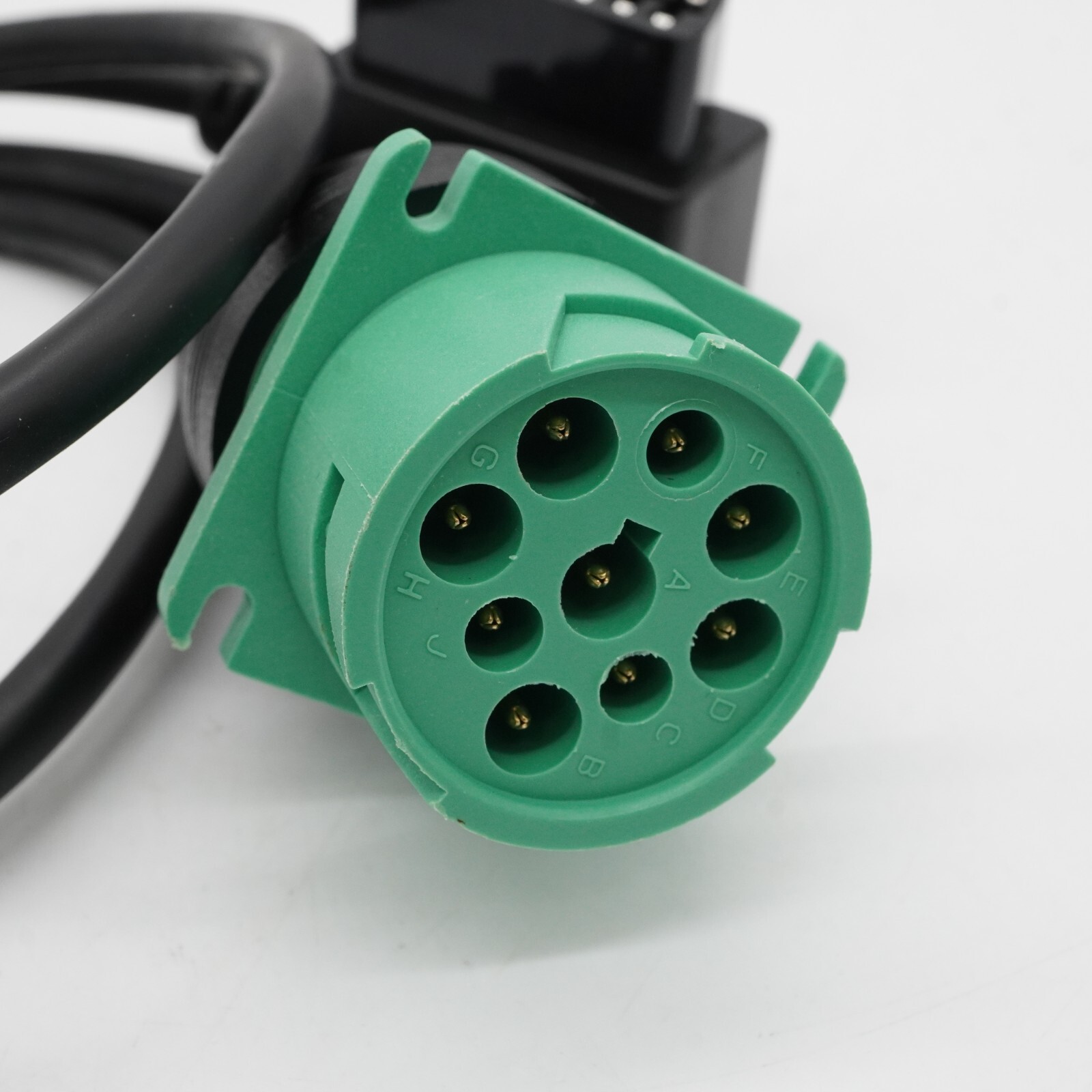 9 Pin to OBD2 Truck Y-Cable Adapter OBDII 16Pin SAE J1939 for Truck GPS ELD Diag