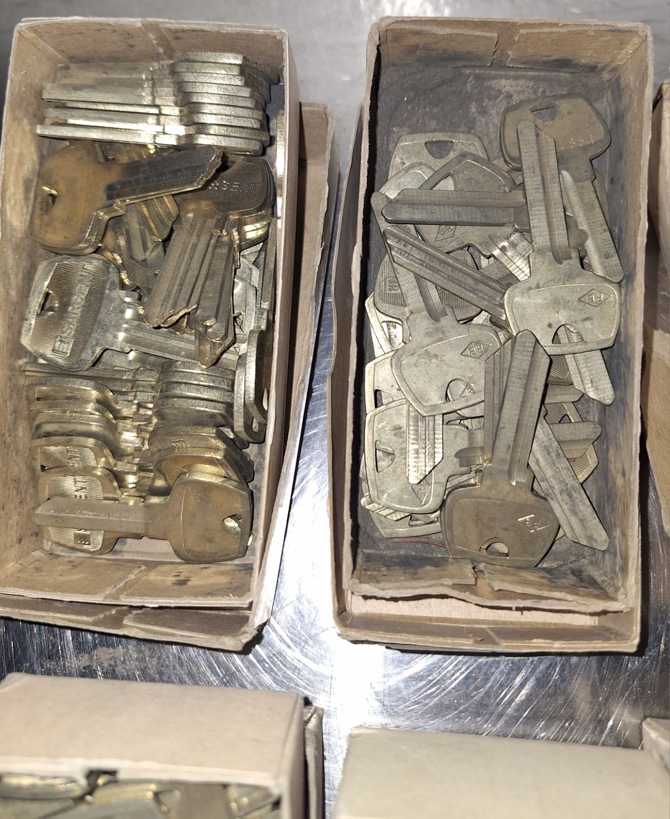 Large Lot of Key Blanks Sargent 8 Boxes Assorted Types 300 + N.O.S.