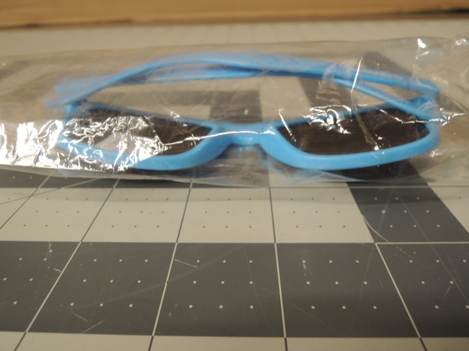 Genuine Smurfs Blue Promotional Sunglasses - NEW IN PACKAGE