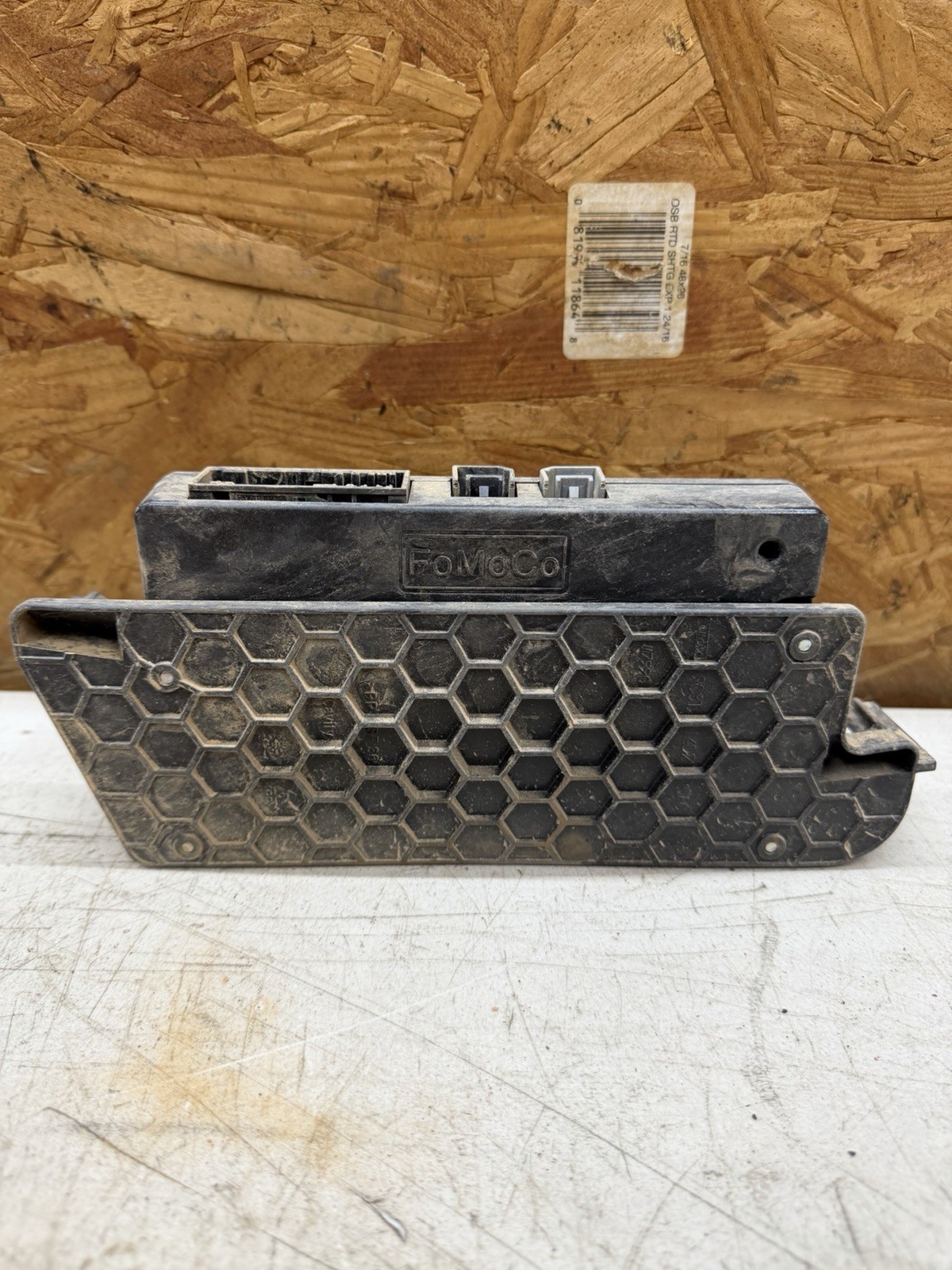 2015 - 2016 Ford F250 F350 Sync Communication Control Module OEM DC3T-14B428-AE