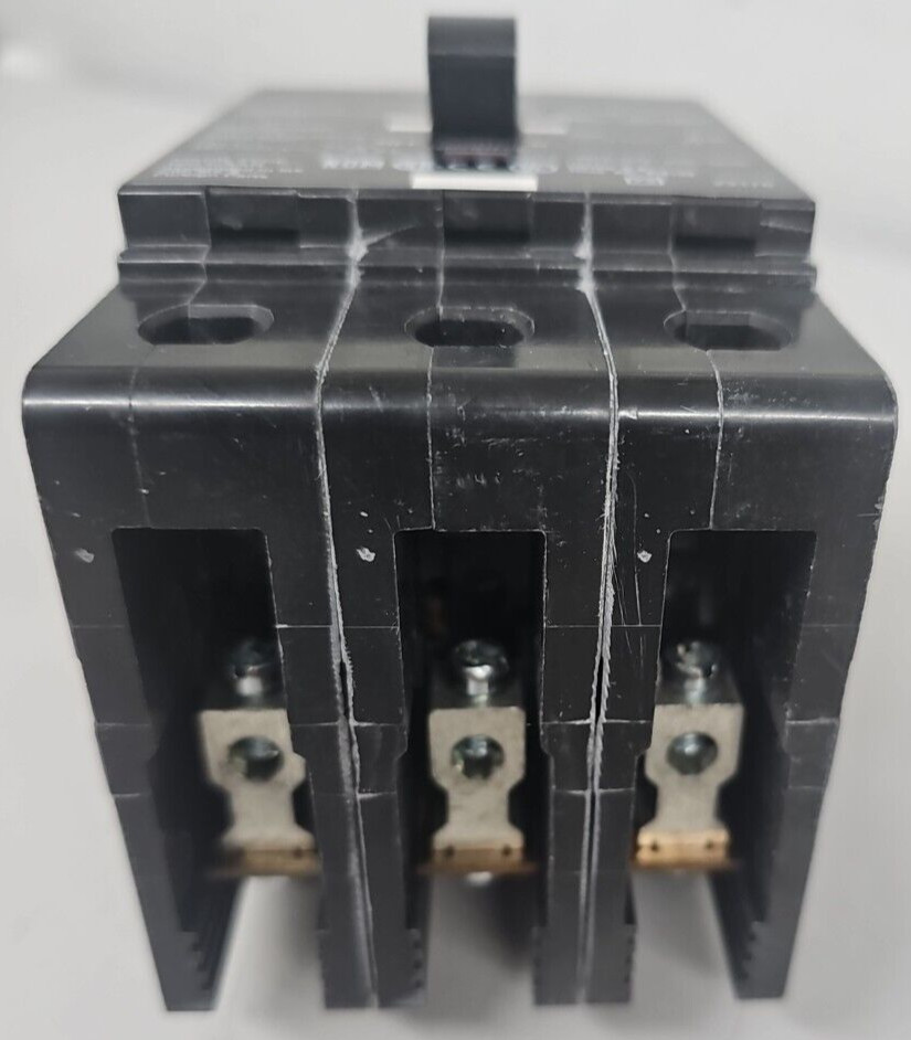 NEW NO BOX Square D EDB34030 30A 3P 480/277V 480/277V EDB34030