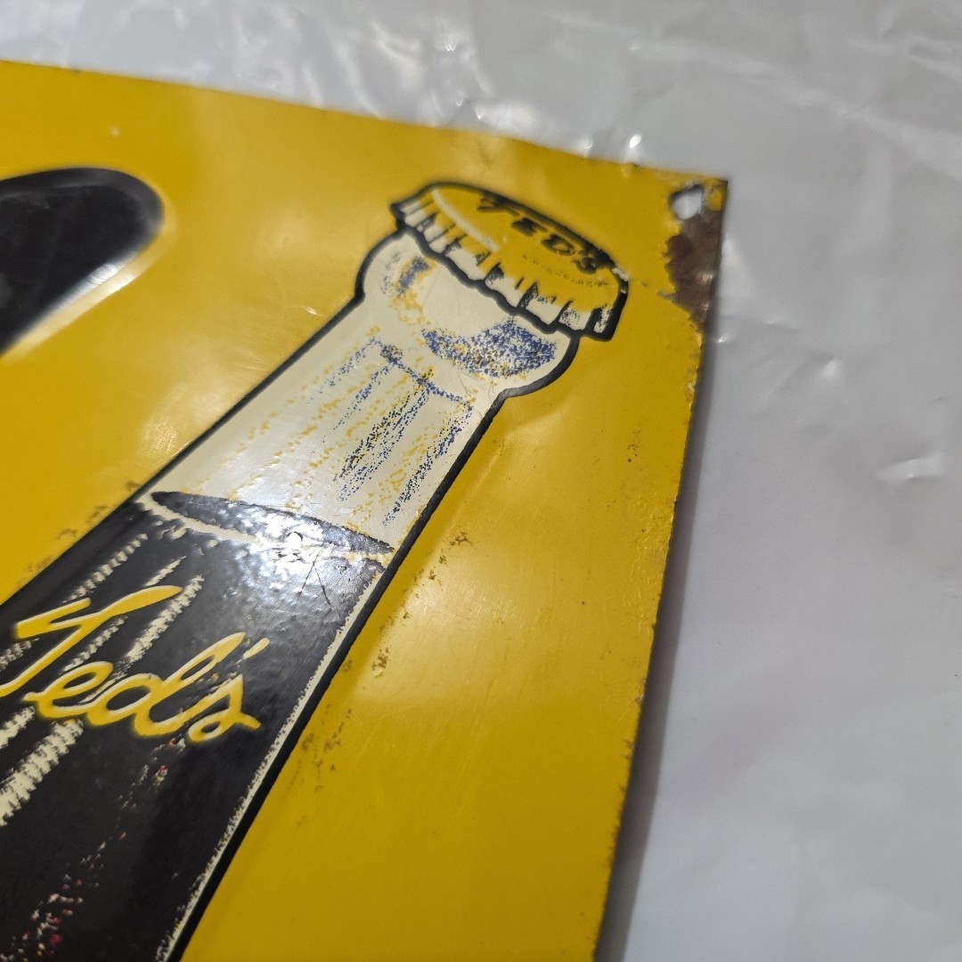 VTG TED WILLIAMS Ted's Delicious Creamy ROOT BEER SIGN 10in. x 15in. Green Back