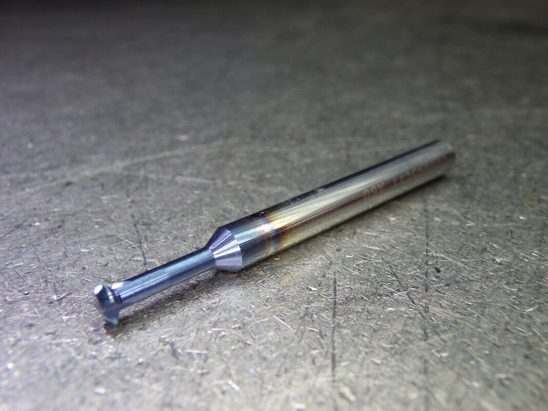 Carmex .197" 60 deg 3 Flute Carbide Thread Mill MC050-45C11 A60 MT8 (LOC1660)