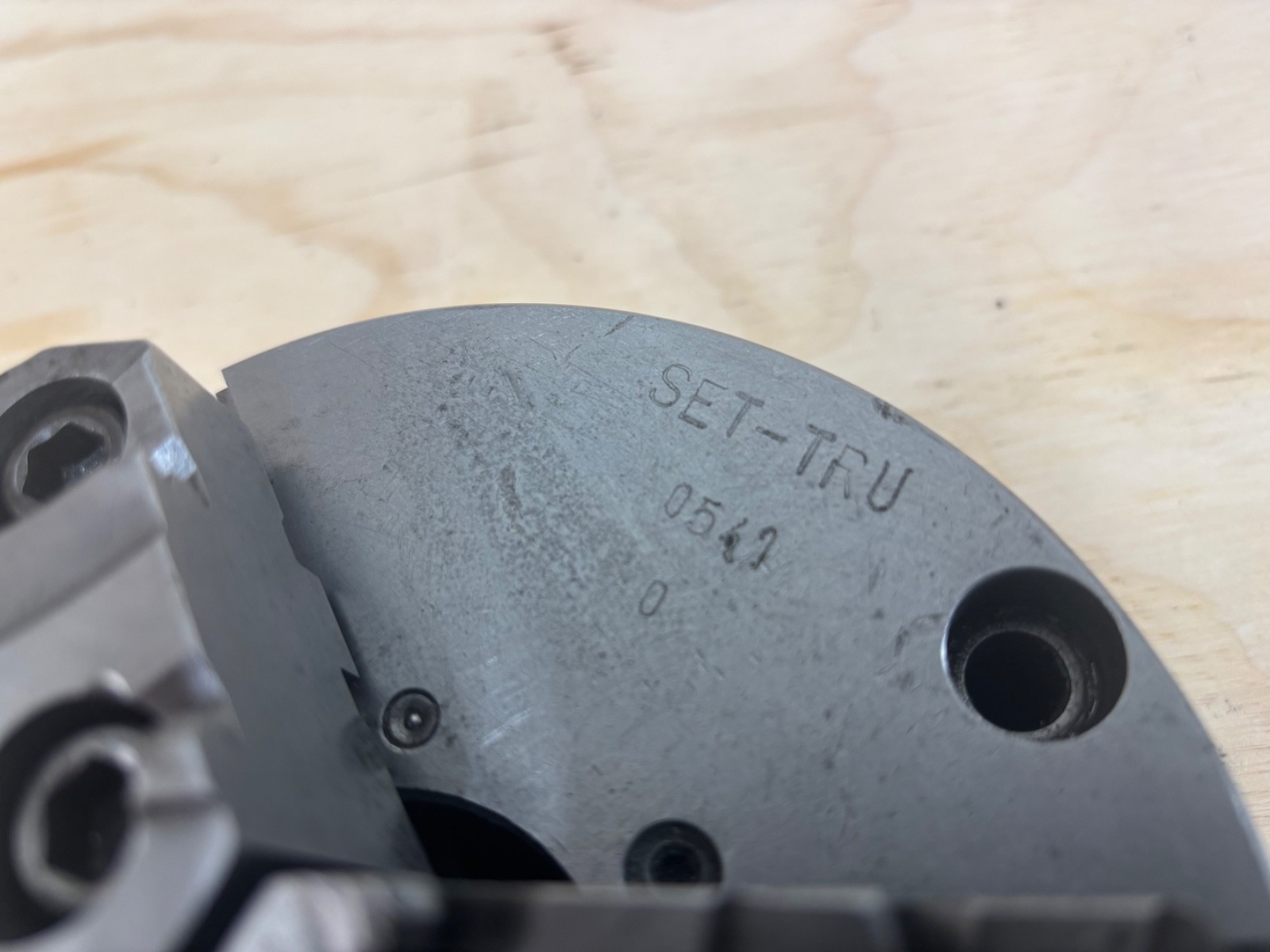 Bison Set Tru 6 1/4” 3 Jaw Metal Lathe Chuck With Reversible Jaws