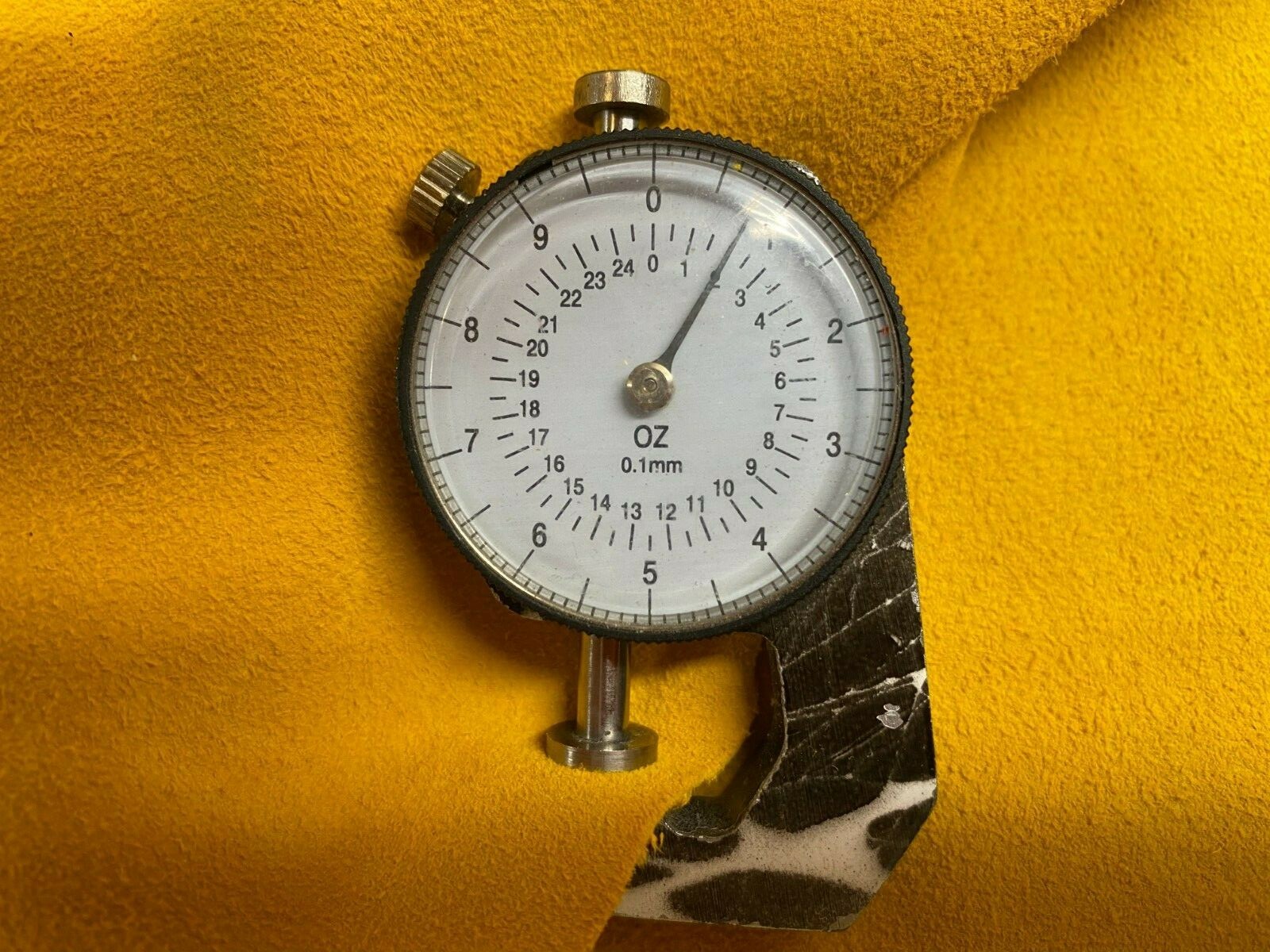 Deer Skin Splits Suede Extra Soft Tan 2 Oz. #0009965