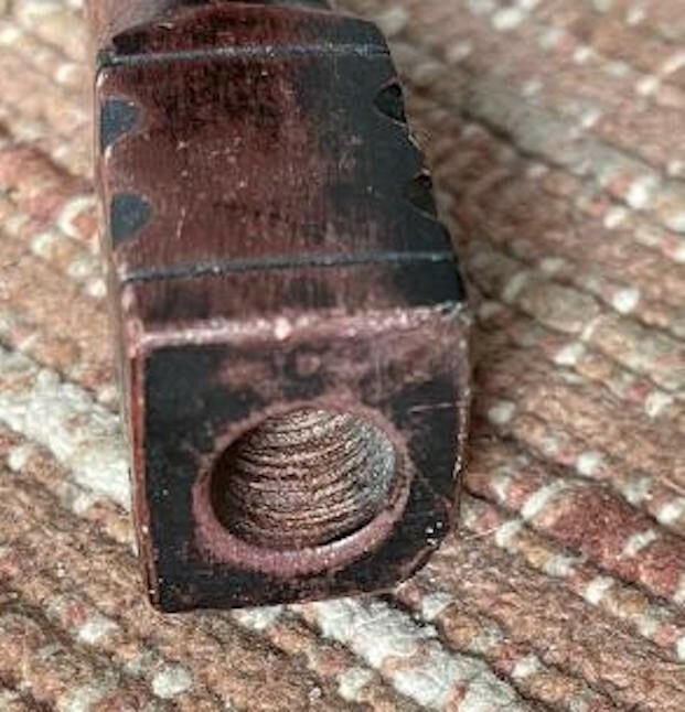 EARLY 17th-18th century NATIVE AMERICAN PIPESTONE ELBOW PIPE.