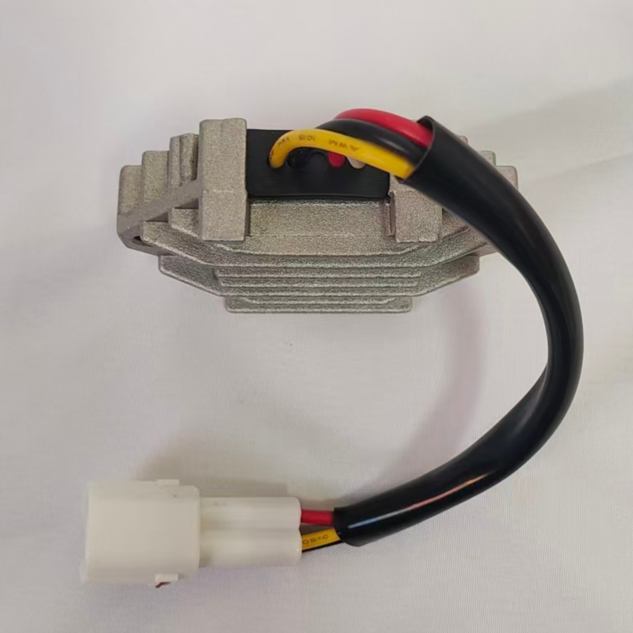 2004 - 2009 YAMAHA YFZ450 YFZ 450 OEM RECTIFIER REGULATOR ASSY 5TG-81960-00-00