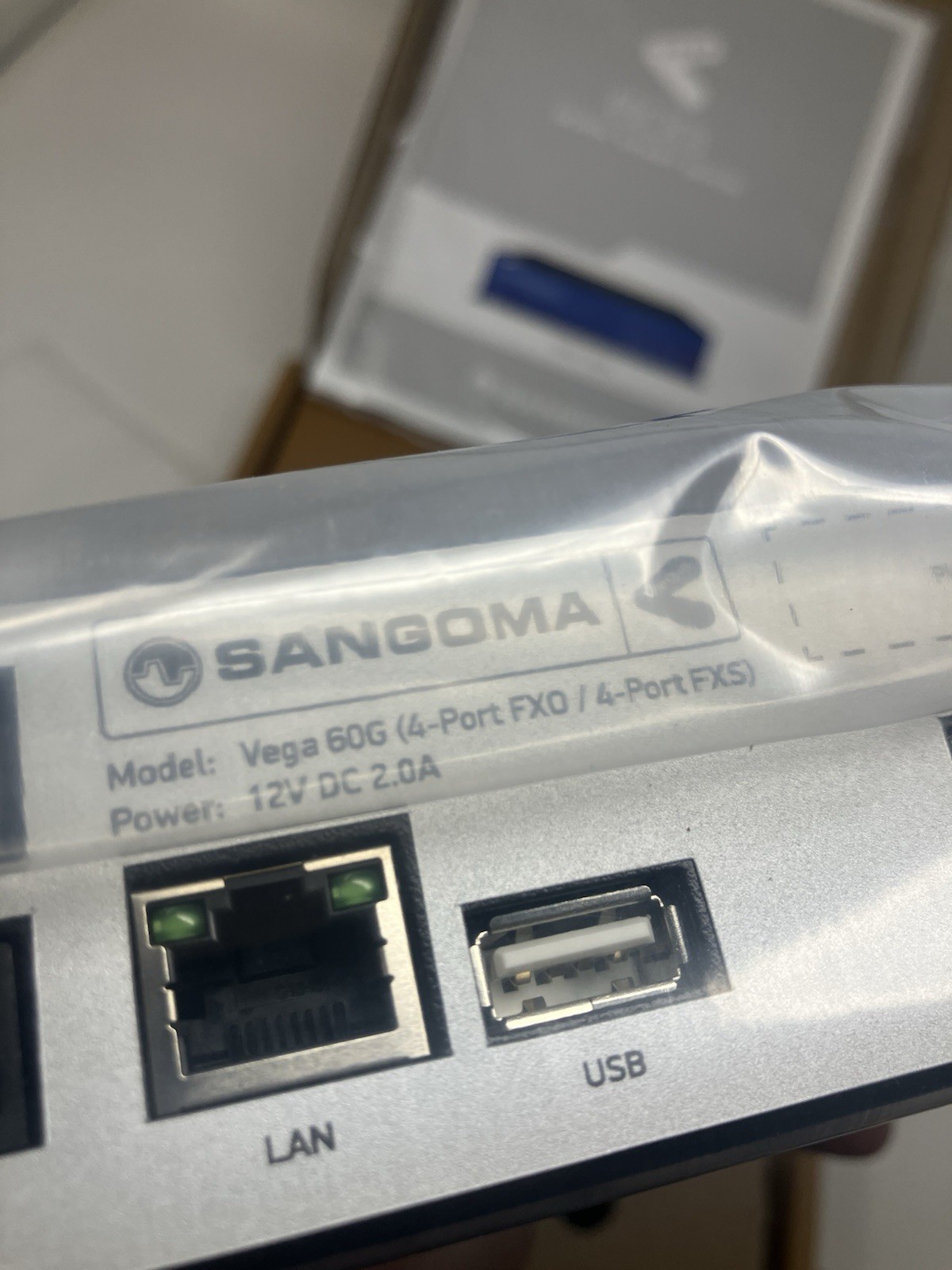 New Sangoma Vega 60G (4-Port FXO/4-Port FX) Analog IP Telephony Gateway