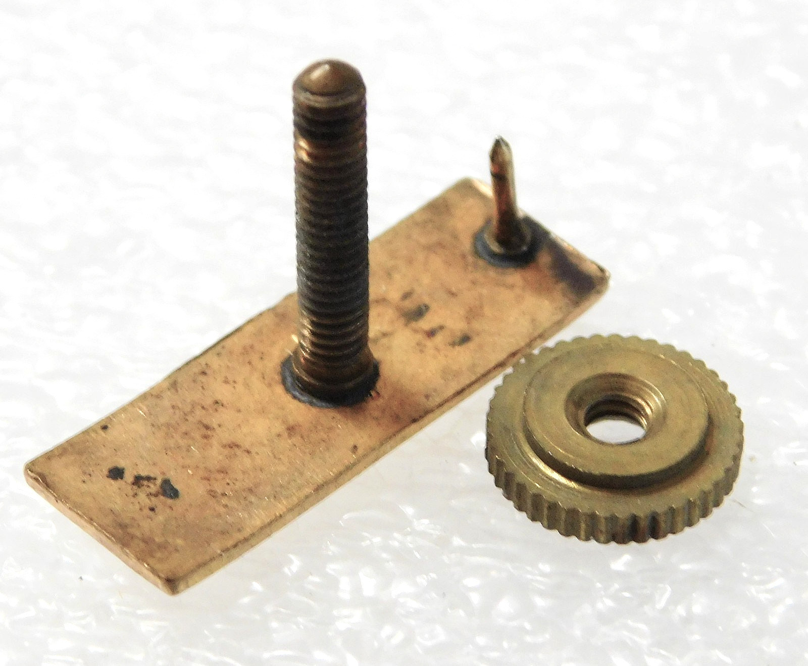 VINTAGE 2nd LIEUTENANT'S RANK DEVICE - SCREW BACK