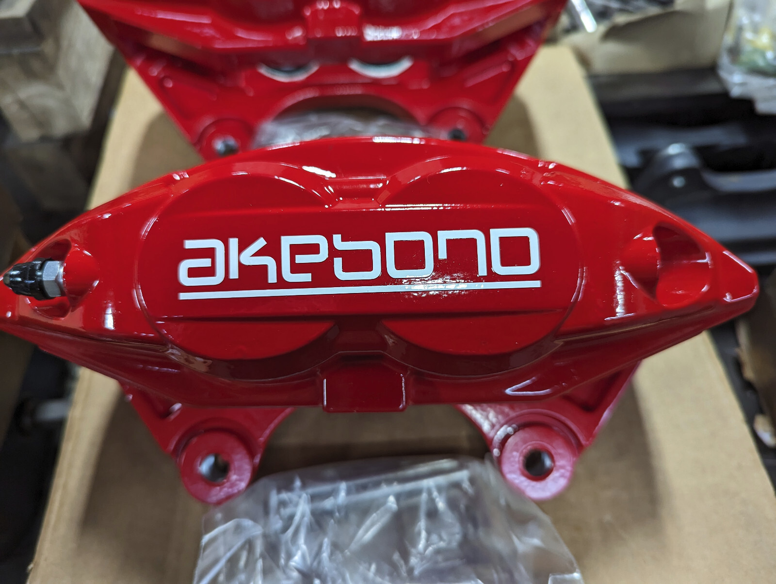 (2) Front 4 Piston Brake Calipers Pair FX50 G37 G37X Q50 09 370Z Plain or Red