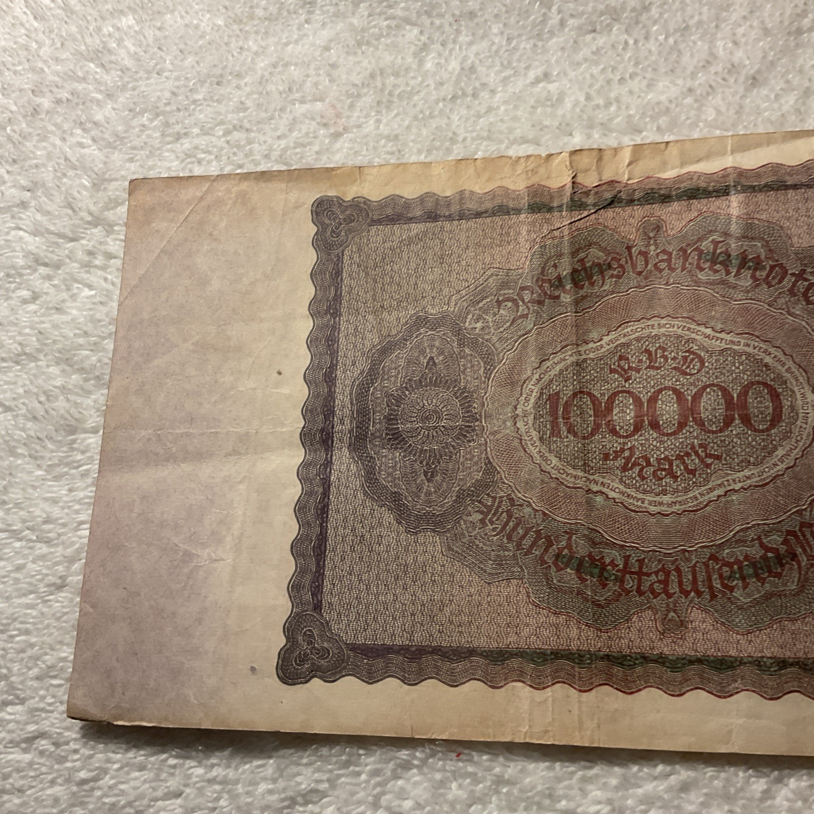 GERMANY.(-1923-FEBRUARY 1-)-100.000 Mark -BANKNOTE.CIRCULATED.#427A