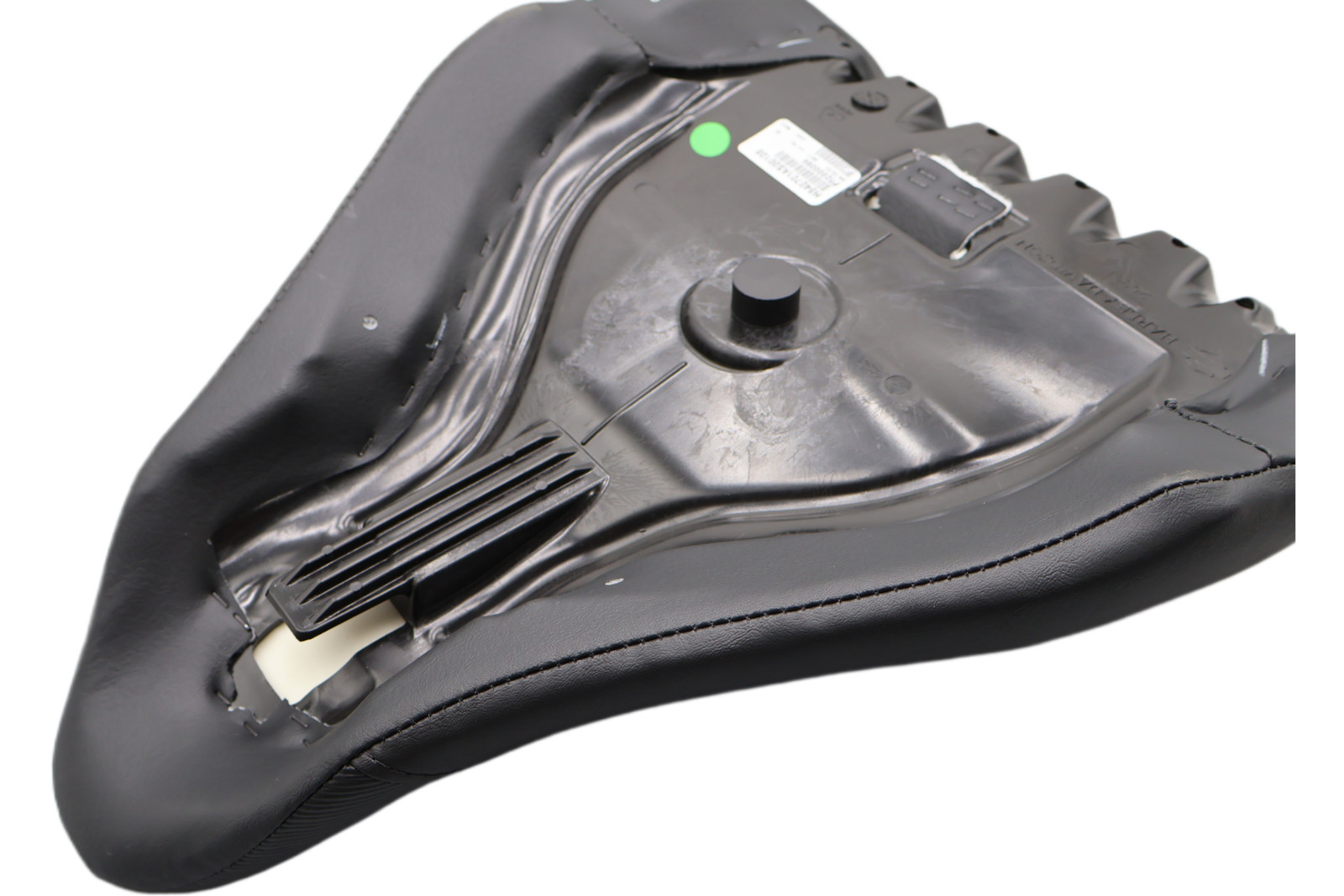 52000099 NEW OEM 2013-2017 HARLEY FXSB FXSBSE FXSE SOFTAIL BREAKOUT REACH SEAT