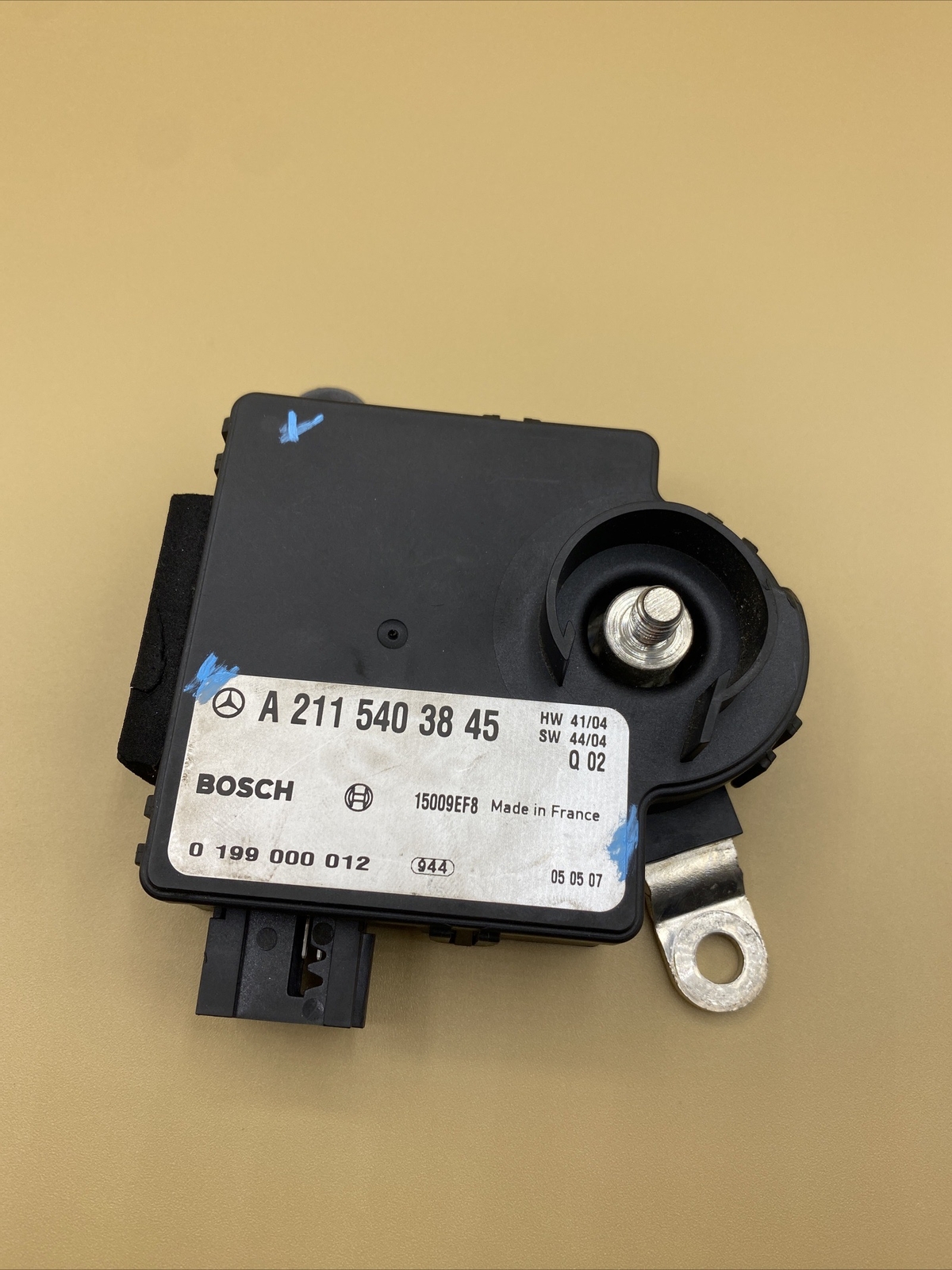 03-07 Mercedes W211 W219 CLS500 E550 CLS500 Trunk Battery Control Module OEM