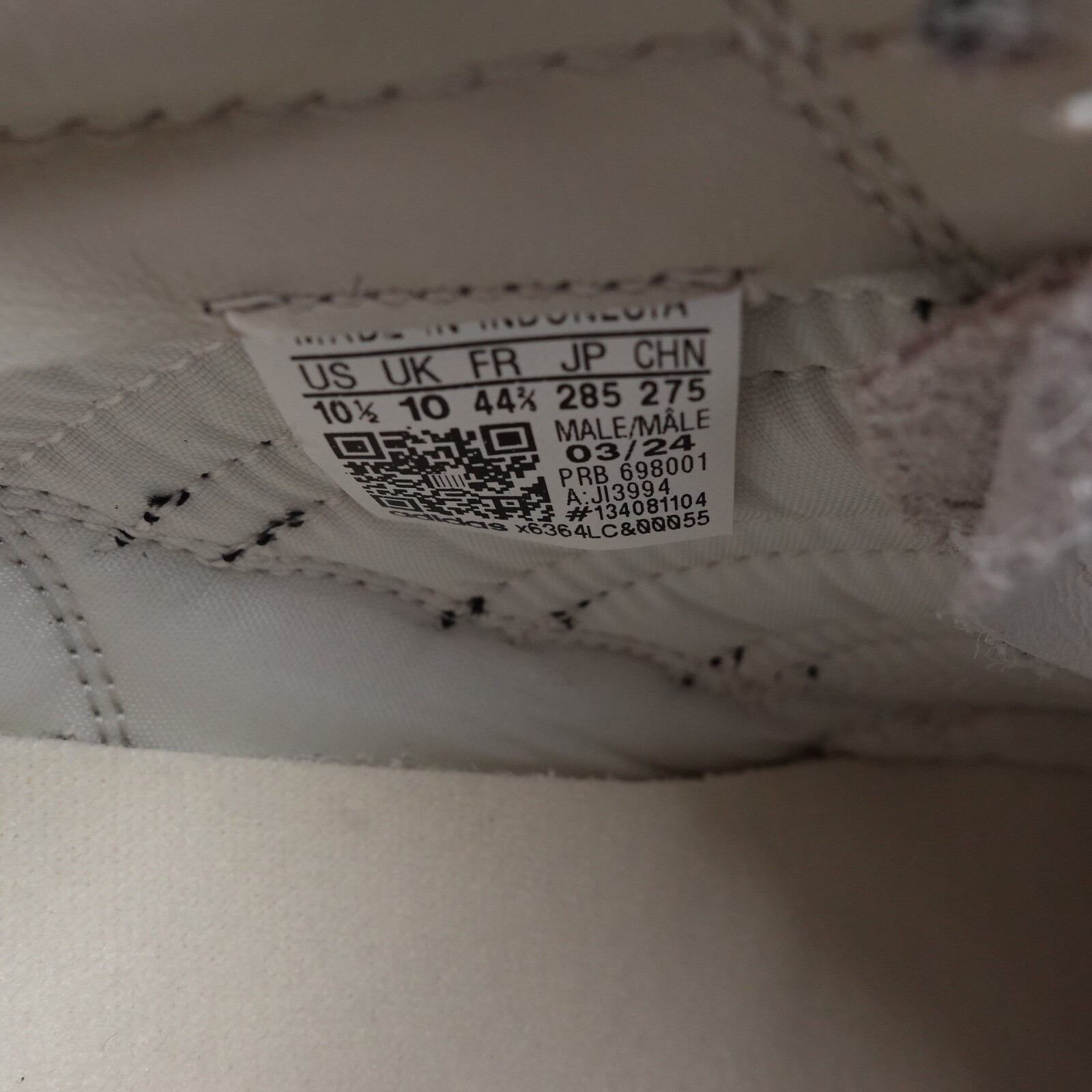 Size 10.5 Men's adidas Mundial Team Leather Soccer Turf Shoes JI3994 White/Black