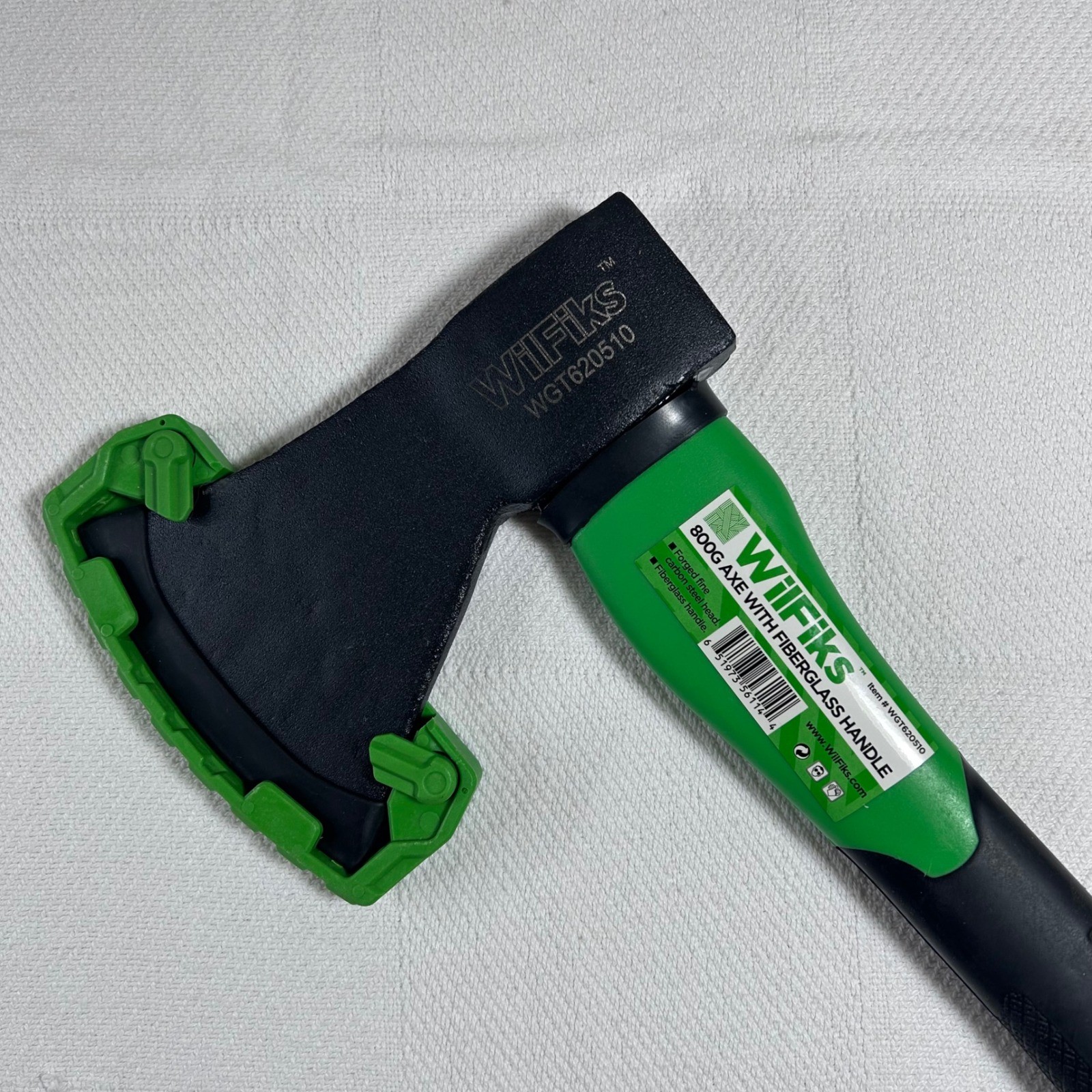 WilFiks 800g Axe with Fiberglass Handle Forged Carbon Steel Hatchet NEW $31.99