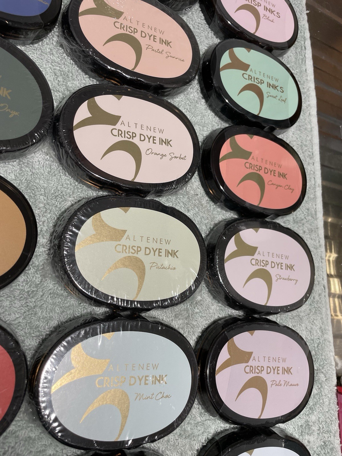 Altenew Crisp Dye Ink Pads Assorted Colors Stamping Embossing -LOT OF 43 COLORS!