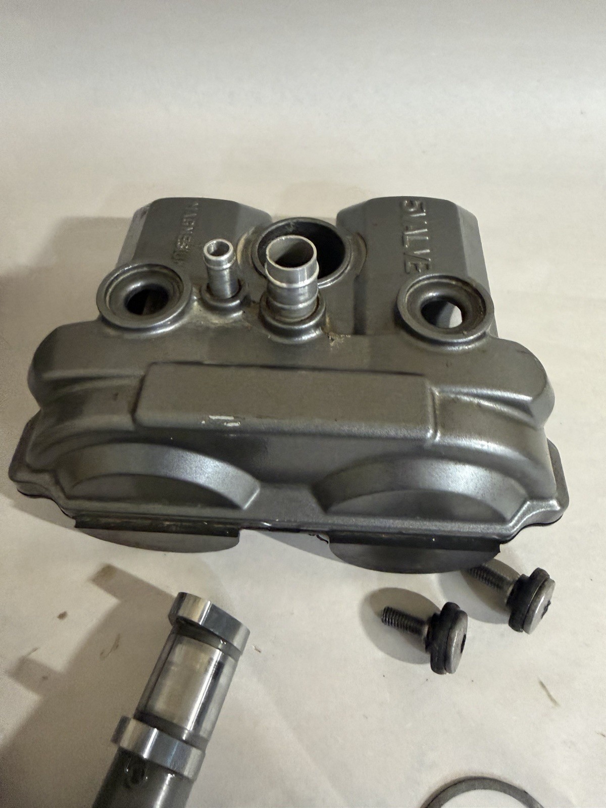 **2003-2006 YAMAHA YZ250F CYLINDER HEAD CAMS CAM TOWERS VALVE COVER COMPLETE OEM