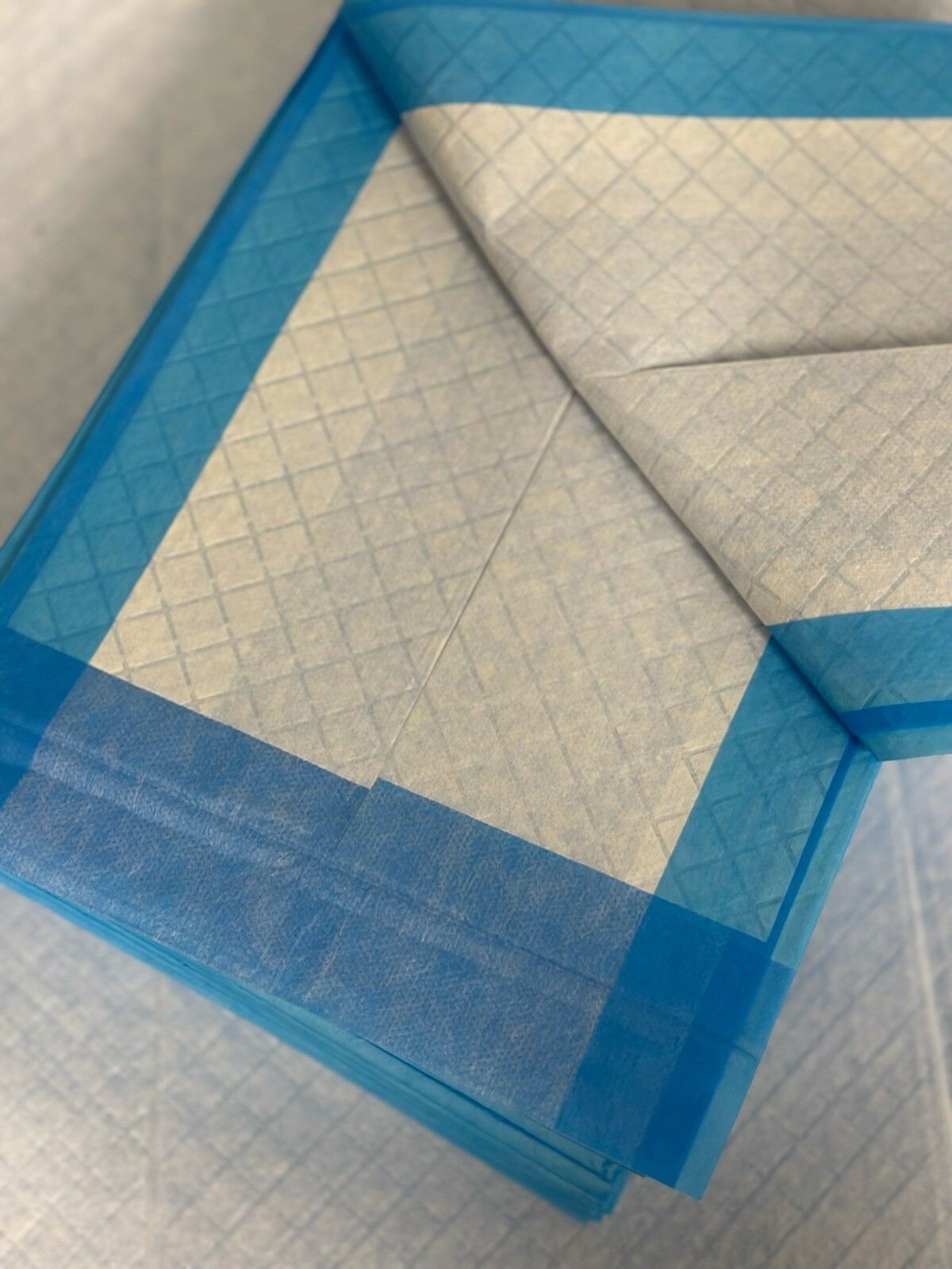 150 23x36 Light Puppy Dog Training Wee Pee Pads Underpads MEDICAL GRADE PADS