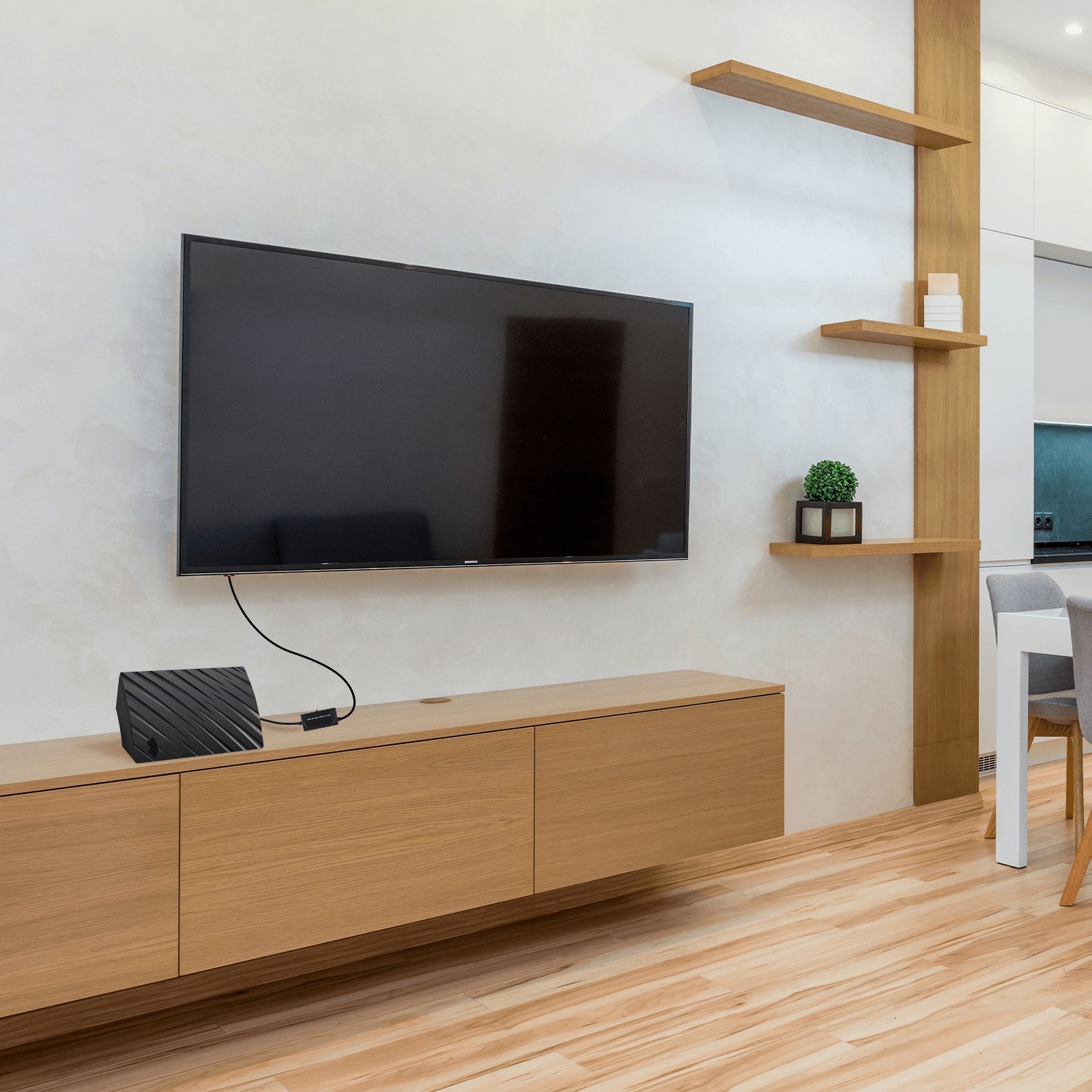 5600 Miles Digital TV Antenna 1080P 4K Waterproof HDTV Amplified Outdoor Indoor