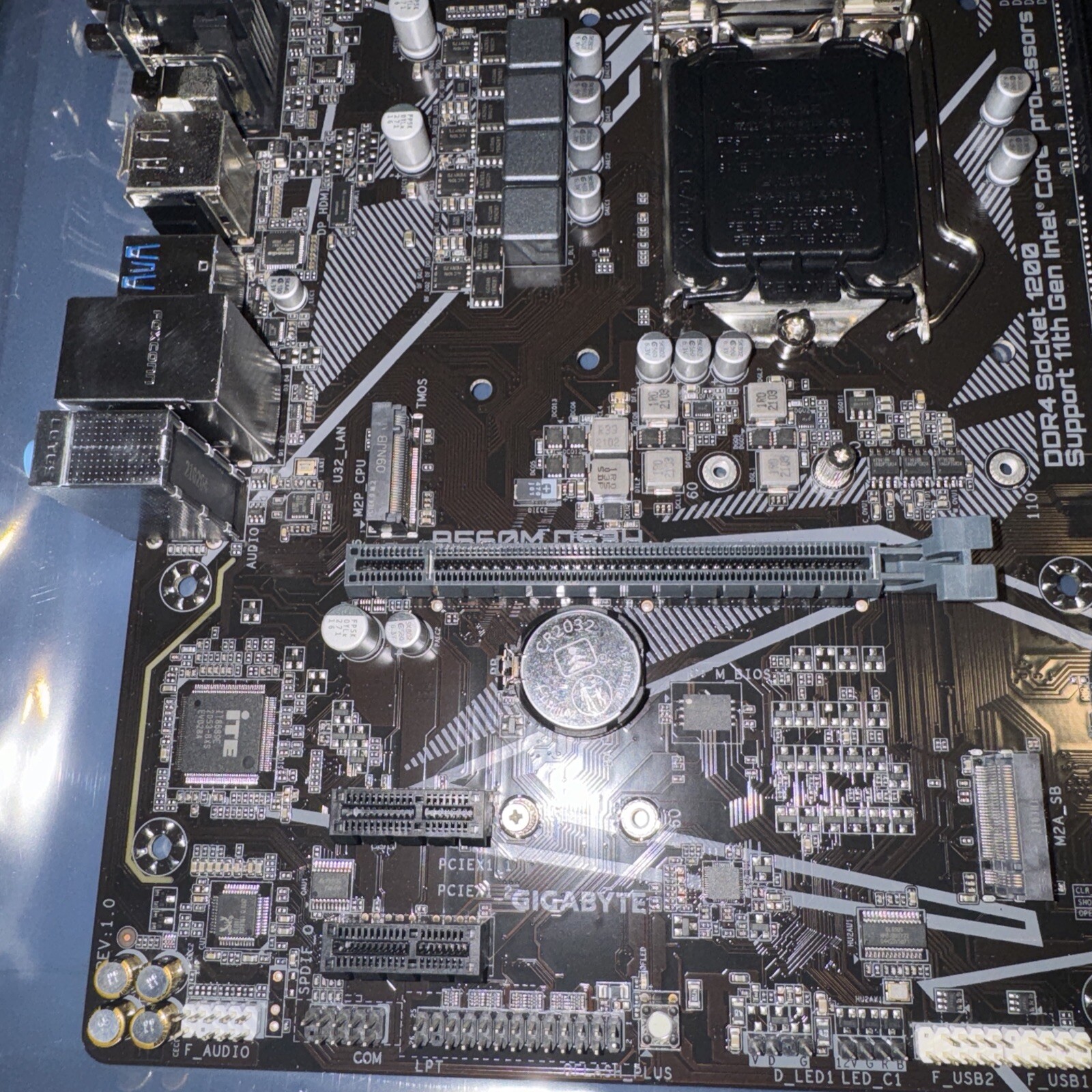 GIGABYTE B560M DS3H Motherboard LGA 1200 Intel 10th/11th Gen B560 Micro-ATX