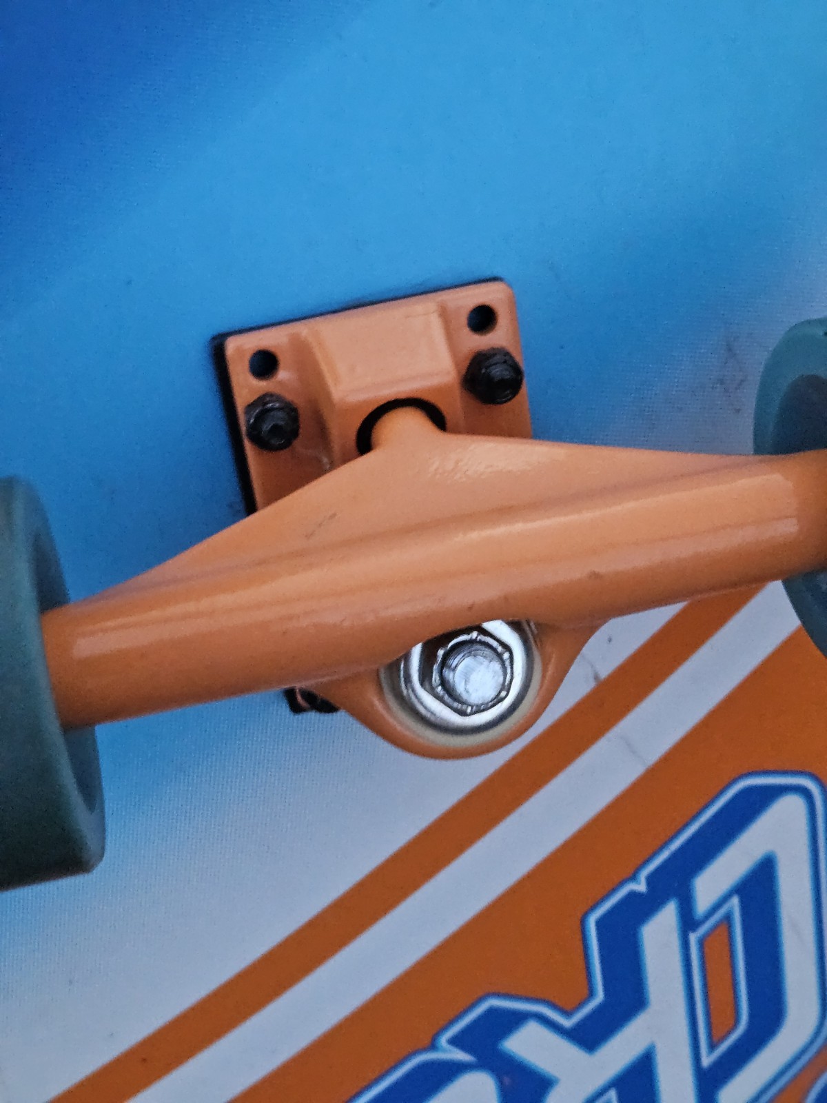 Santa Cruz Street Strip Cruiser Skateboard 8.79x29 Blue Orange Complete