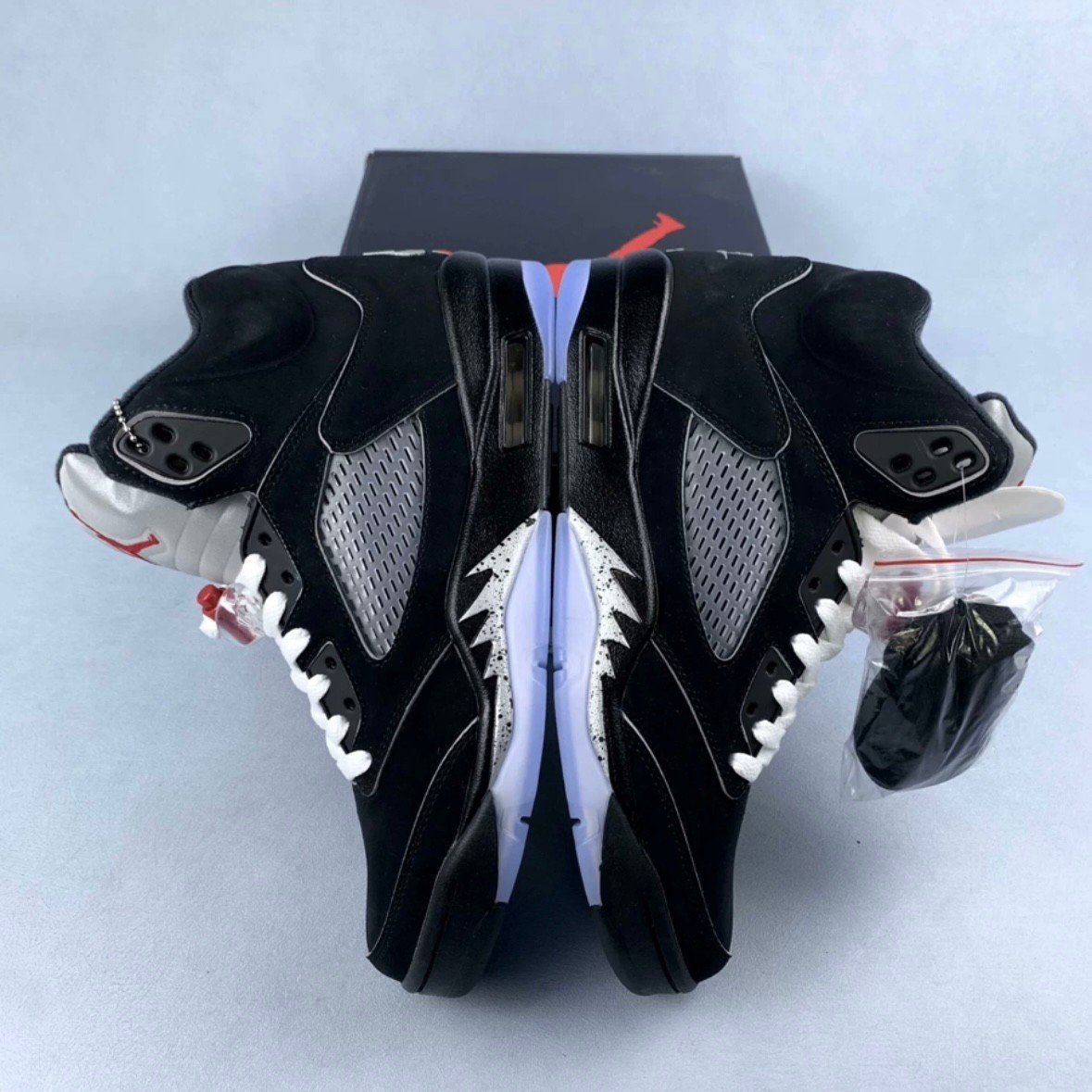 Air Jordan 5 "BLACK METALLIC REIMAGINED" Men's Basketball Shoes