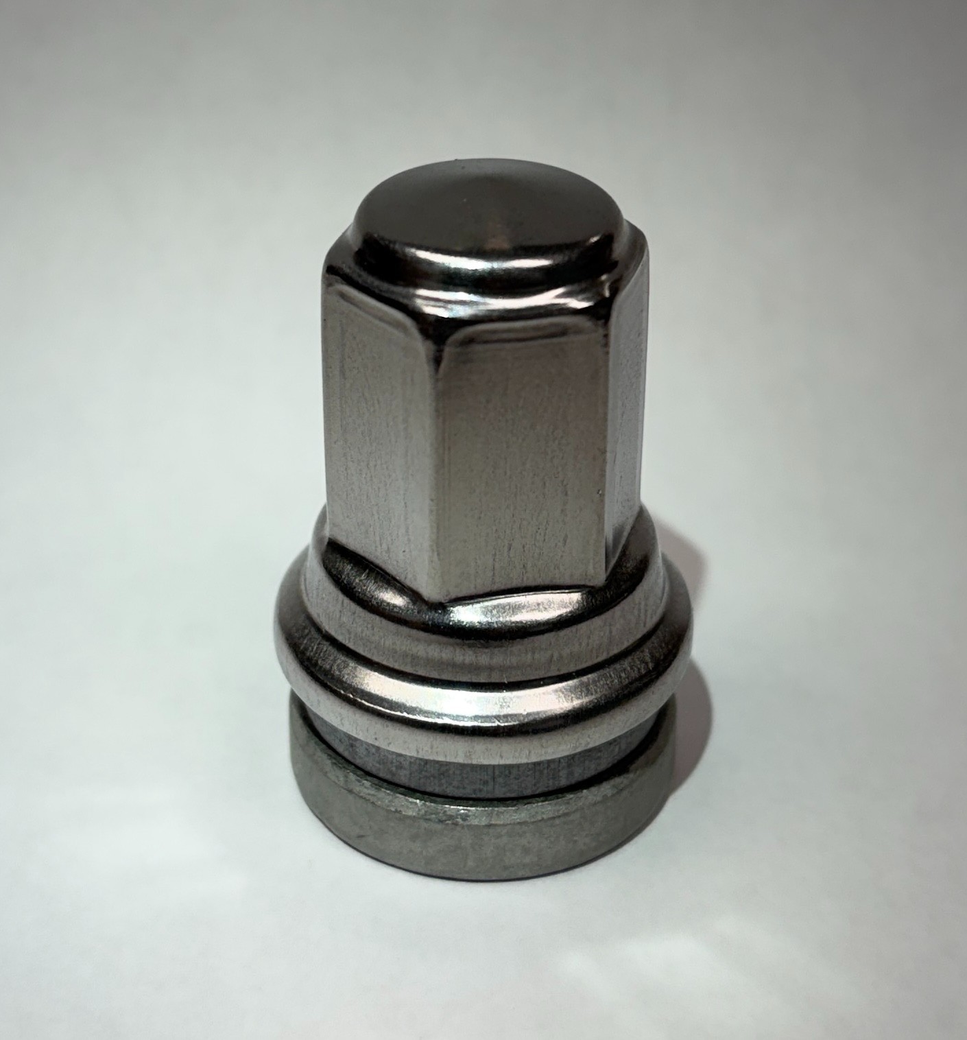 NEW OEM!!! 32 FORD F250 F350 Super Duty Stainless Lug Nuts 14x1.5 HCPZ1012B