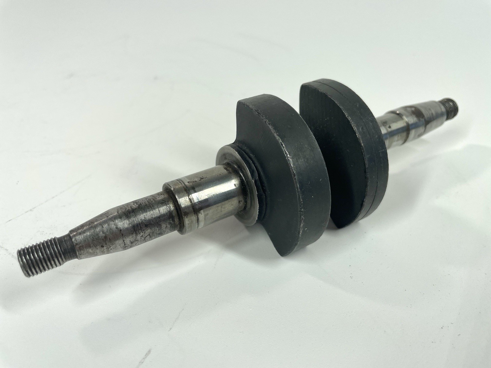 McCulloch Tapered Crankshaft Engine Go Kart Vintage Racing 7 7/8 Inch Long