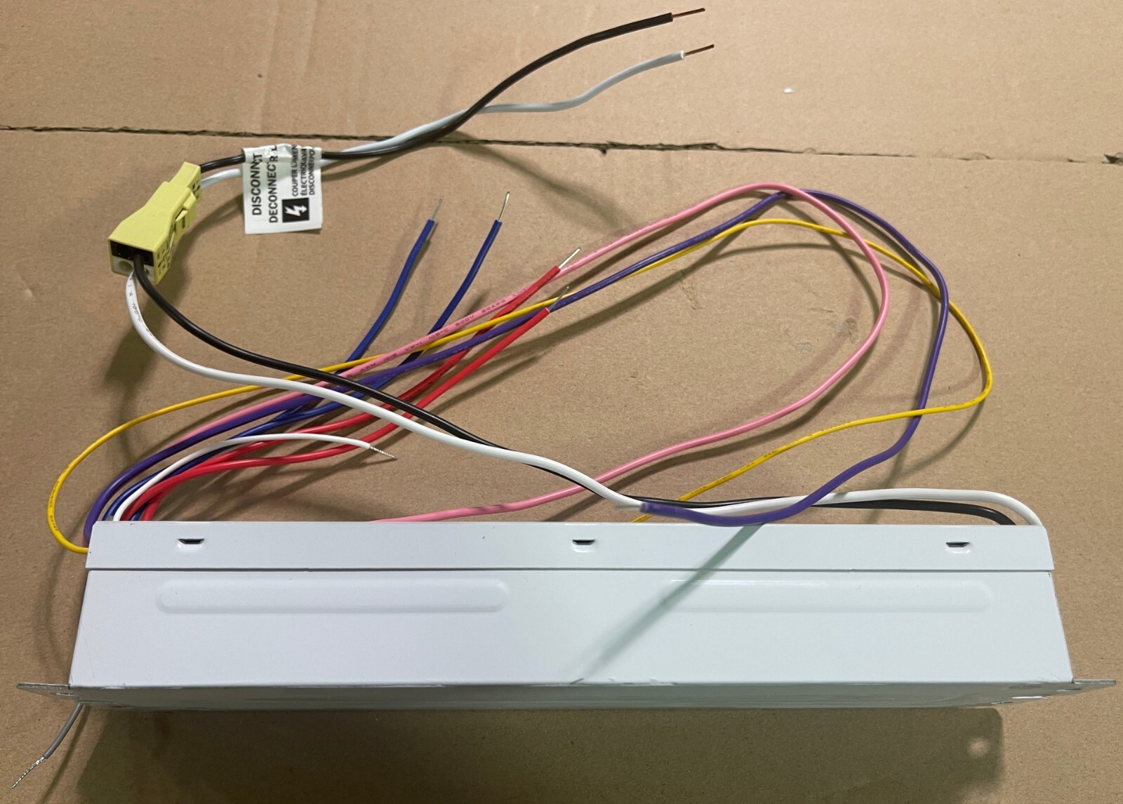 1-PC SIMON QUIC SIL120-I1300 120-277 W D1S 150W LED DRIVER POWER SUPPLY DIM