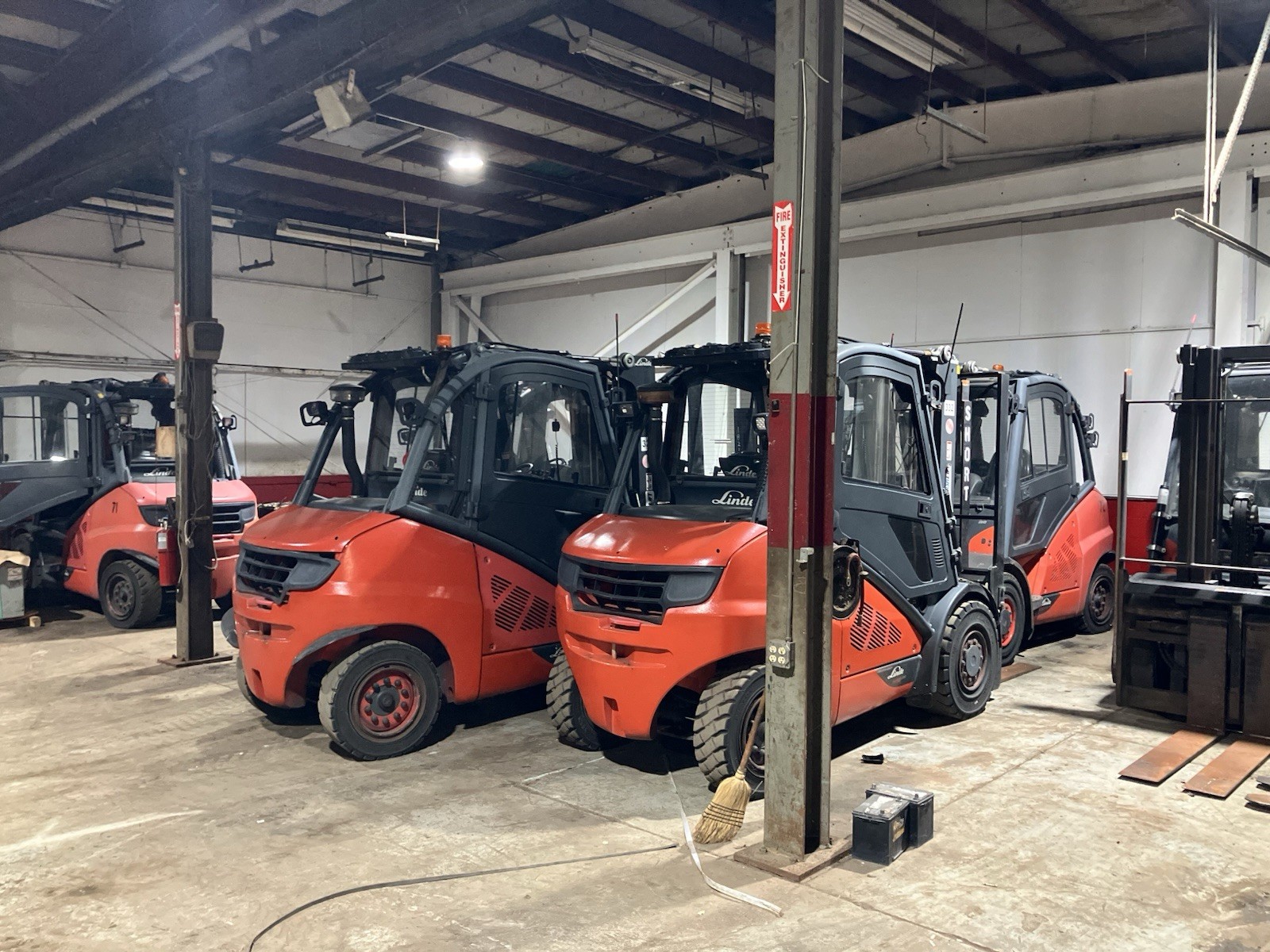 2018 Linde H50 Diesel 10000 LB Solid Pneumatic Forklift with SS/FP Triple Mast