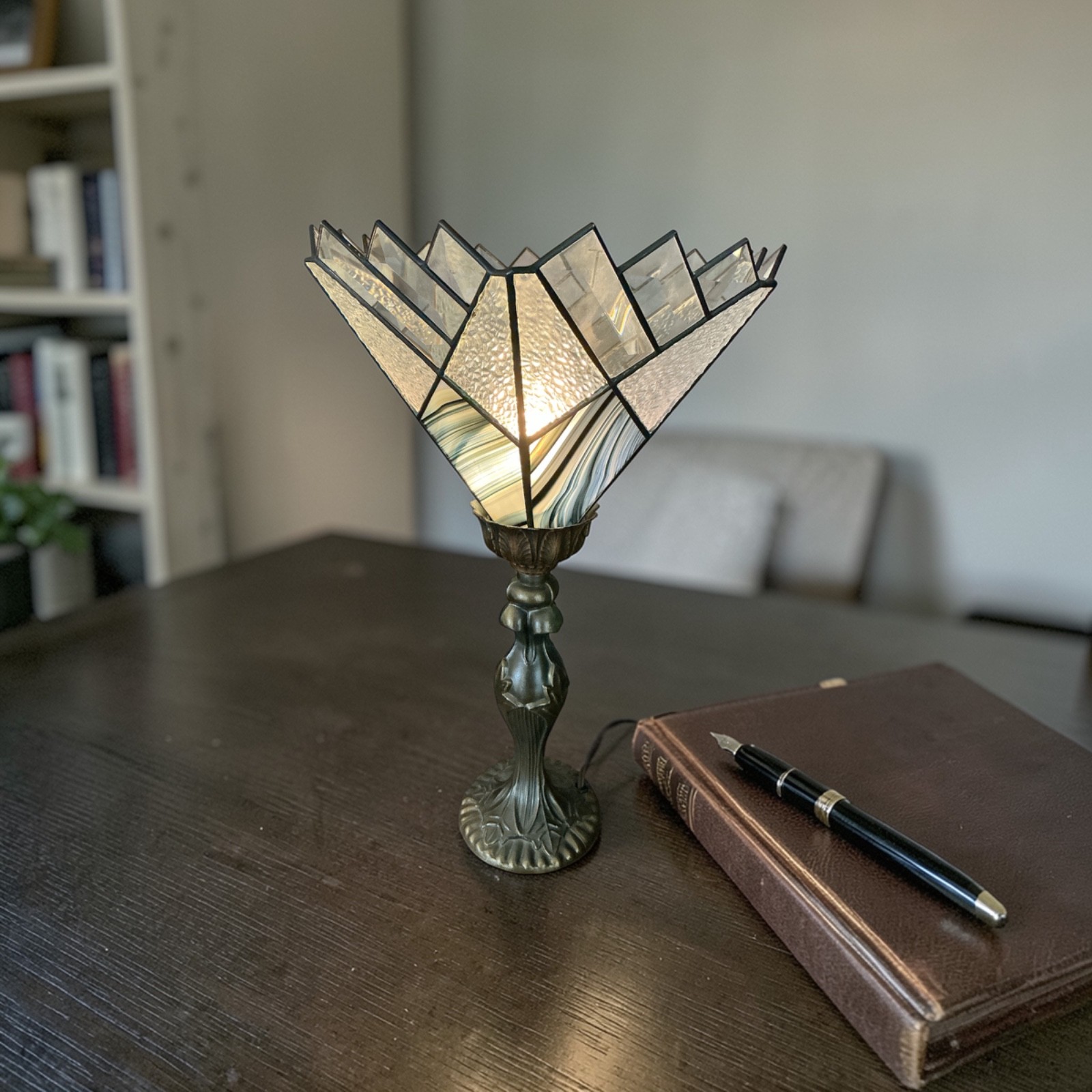 Tiffany Style Torchiere Multicolor Abstract Stained Glass Table Lamp