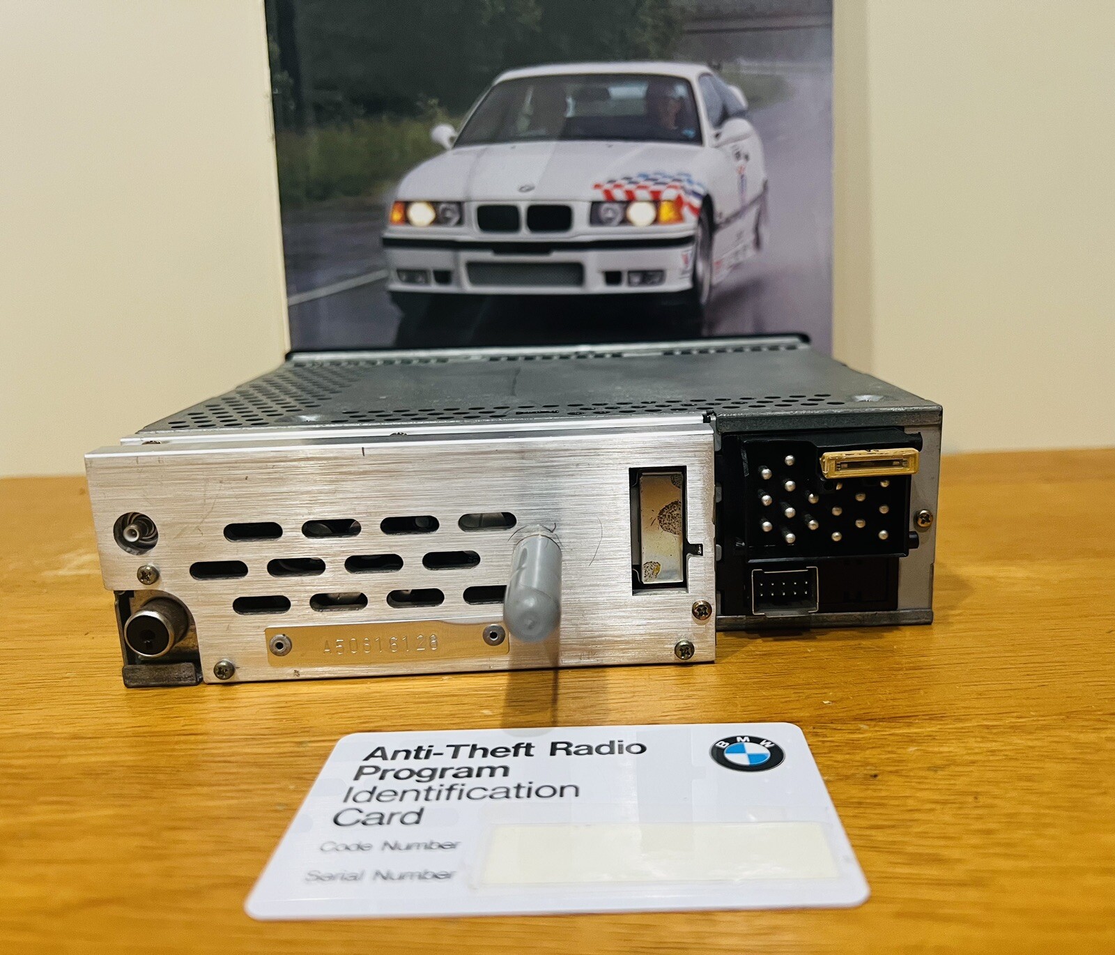 BMW CM5903L RADIO STEREO E31 E32 E34 E36 318 325 M3 M5 525 540 840 CODE INCLUDED