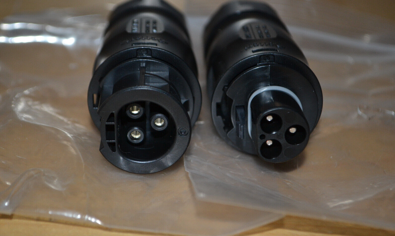 Betteri BC01 Socket Plug Set Photovoltaic Connector 8.5x5x2cm ABS AC Male/female