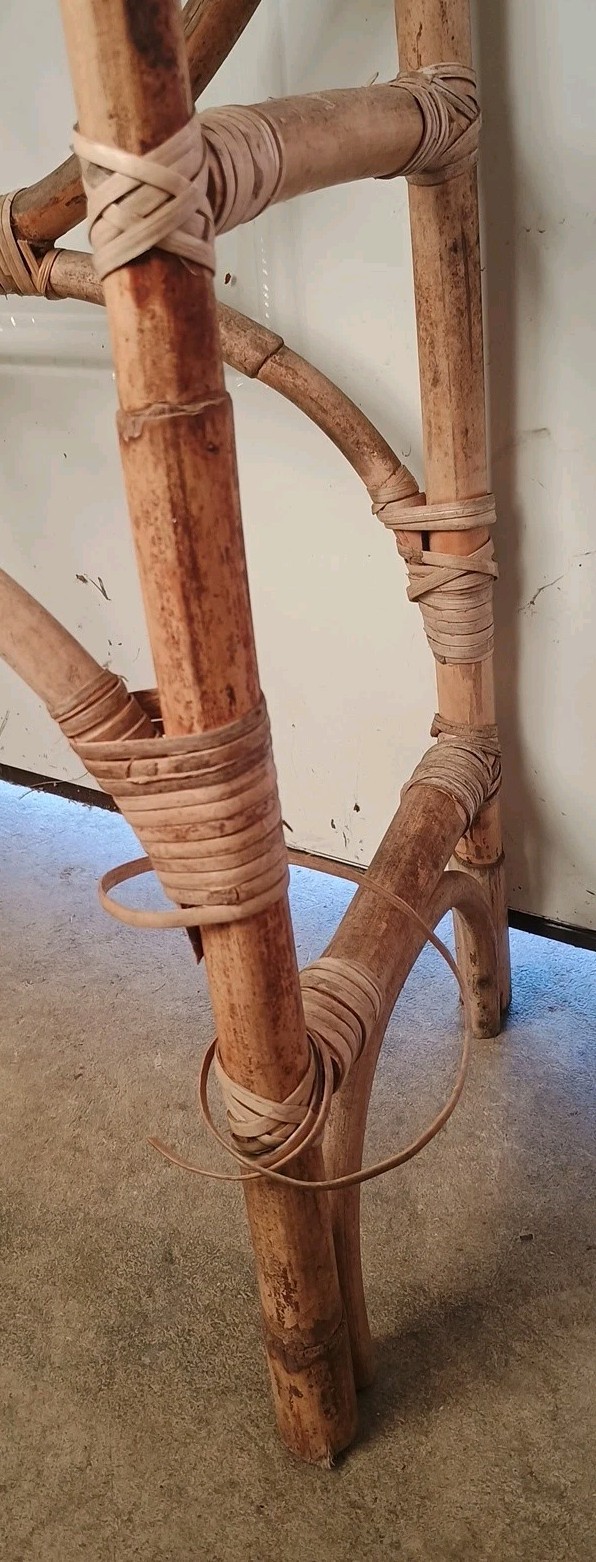 Vtg Mid Century Bamboo Shelf Unit Freestanding Circular Bookcase Etagere 35"x23"