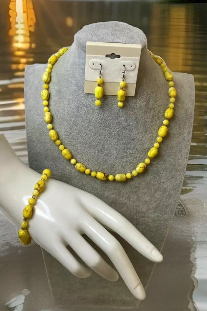 Yellow Stone Howlite Magnesite Calcite Beaded Necklace, Bracelet & Earrings Set