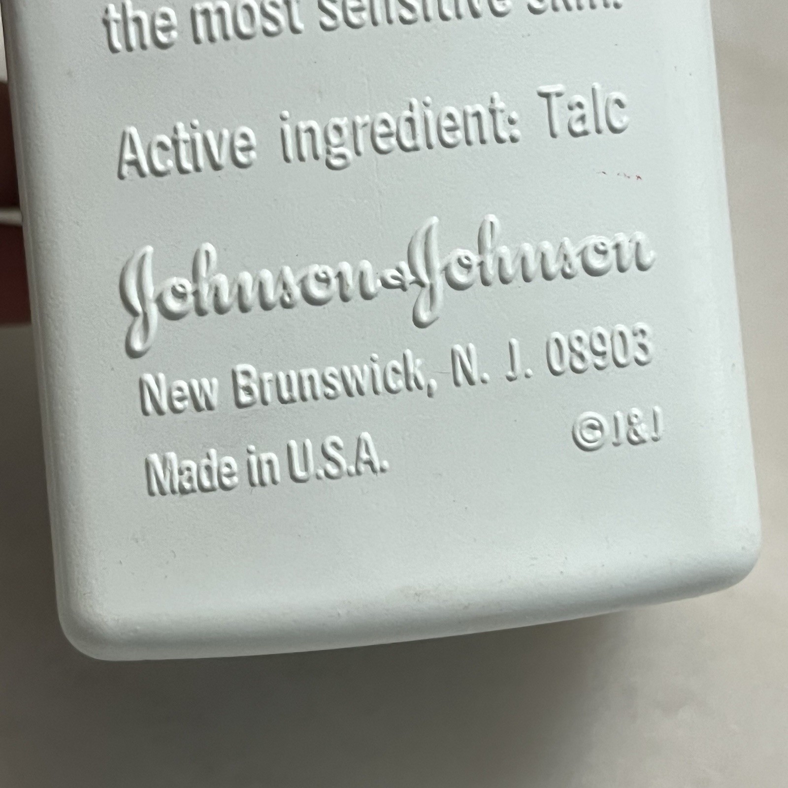 Vintage Johnson's Baby Powder Embossed Back Talc Square 14oz