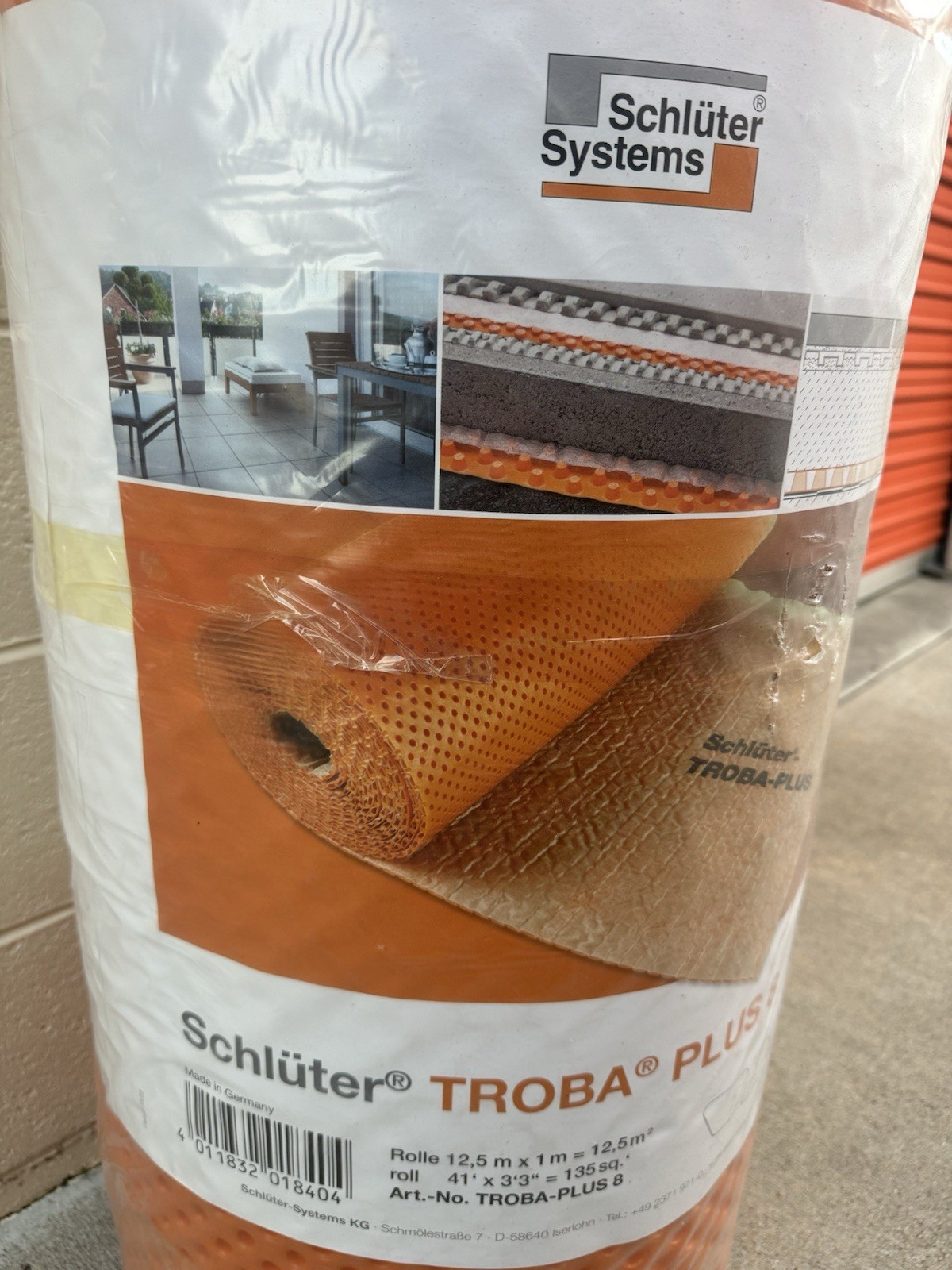 Schluter TROBA-PLUS 8 Drainage Membrane (135 sq ft)