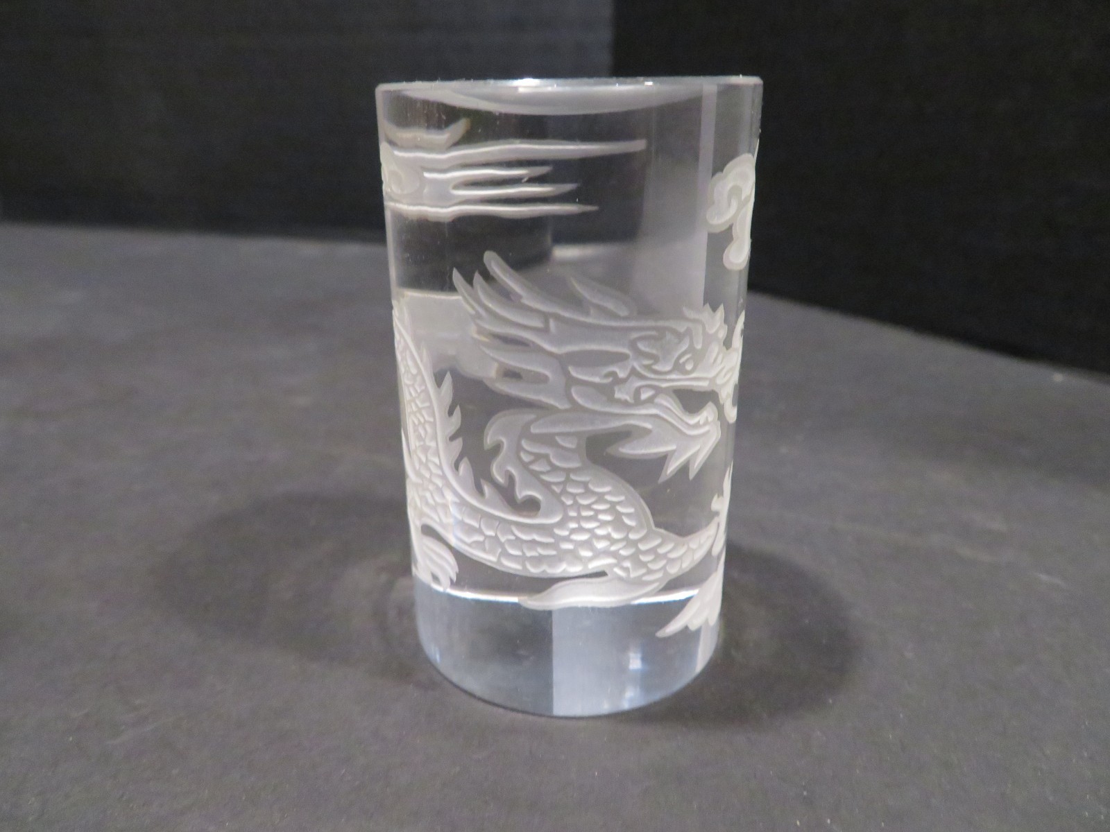 Etched Glass Dragon Roulette Win Marker - Glass Roulette Dolly Win Marker -