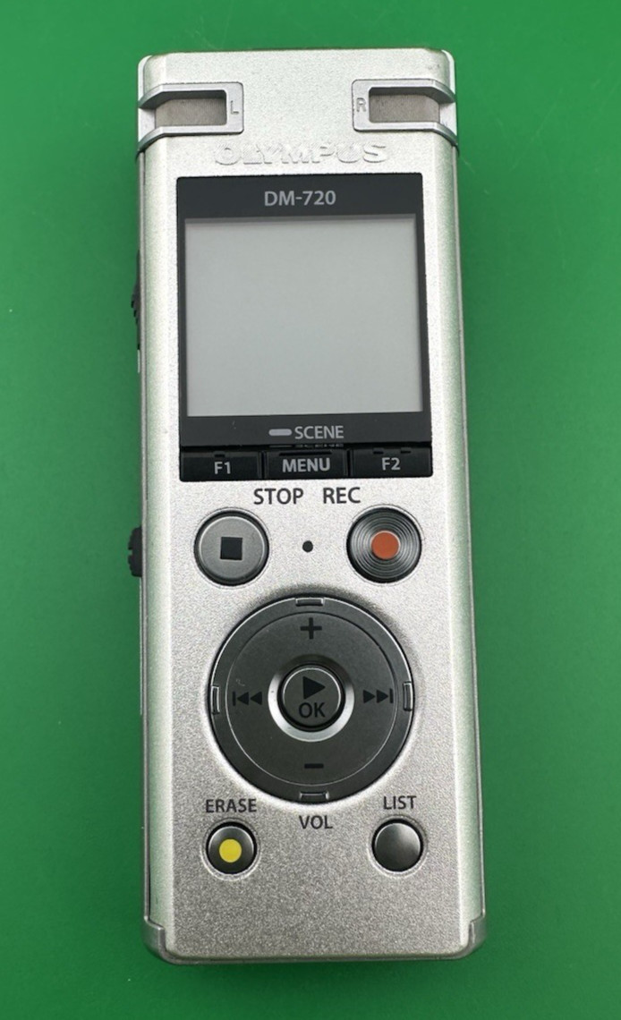 Olympus DM-720 4GB High-Resolution Digital Voice Audio Recorder w/ Case Preowned