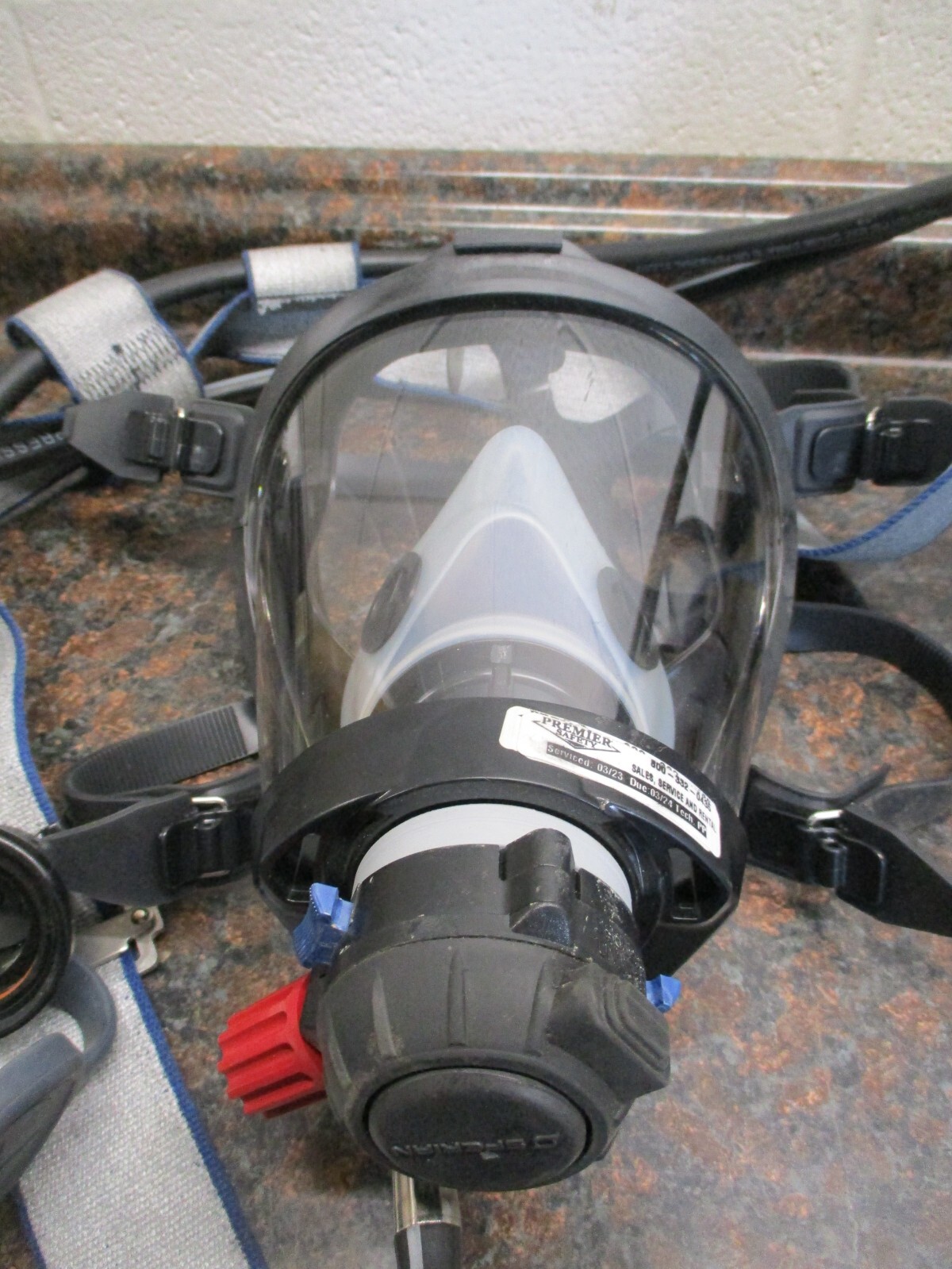 Honeywell P968410 Panther Hip Pac, Pressure Demand SAR, Escape Cylinder W/Mask