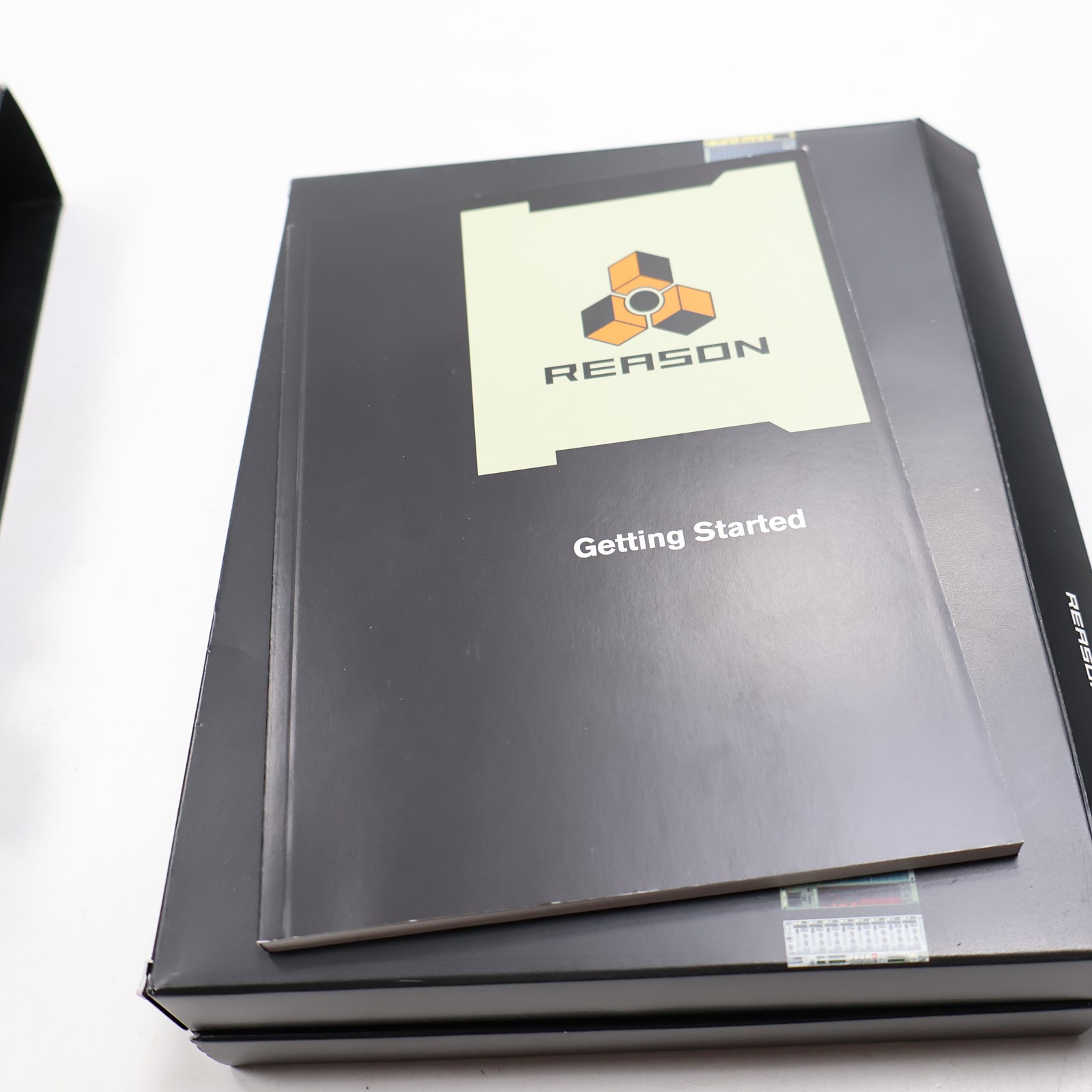 Reason 4,Full version-DVD -Mac and Windows *With install key Code. READ LISTING.