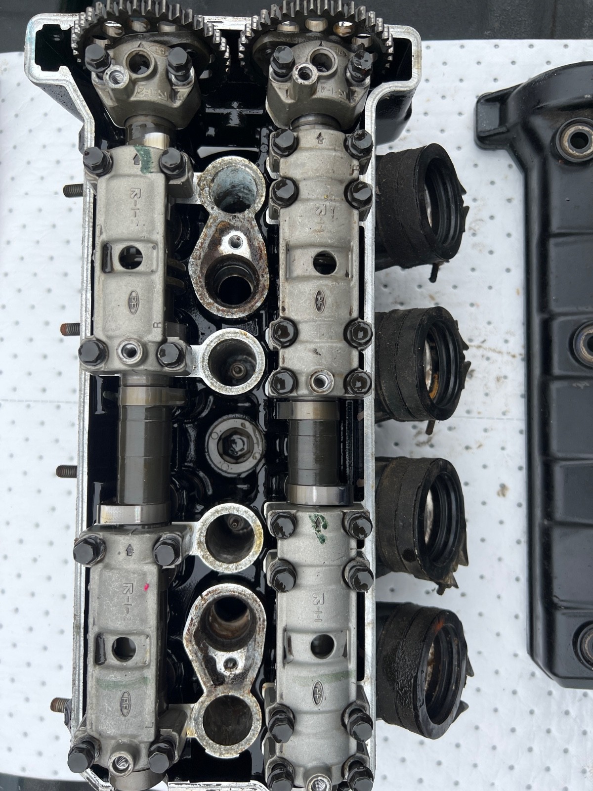 1998-2001 Yamaha R1 Yzf 1000 engine motor cylinder head camshaft cam valve cover