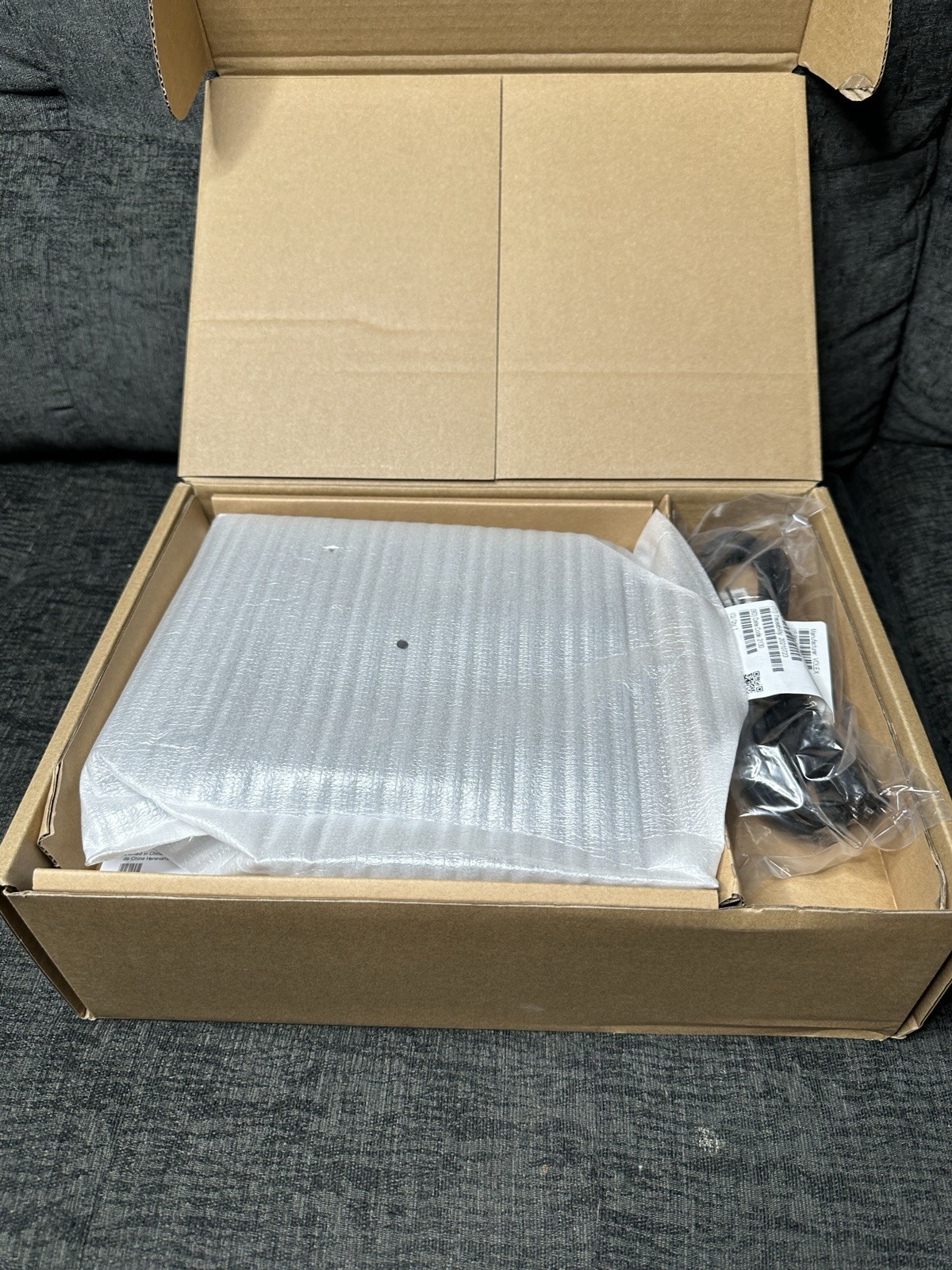 Cisco IP Phone 8851 5 Line VoIP Business Class Phone CP-8851-K9 Brand New In Box