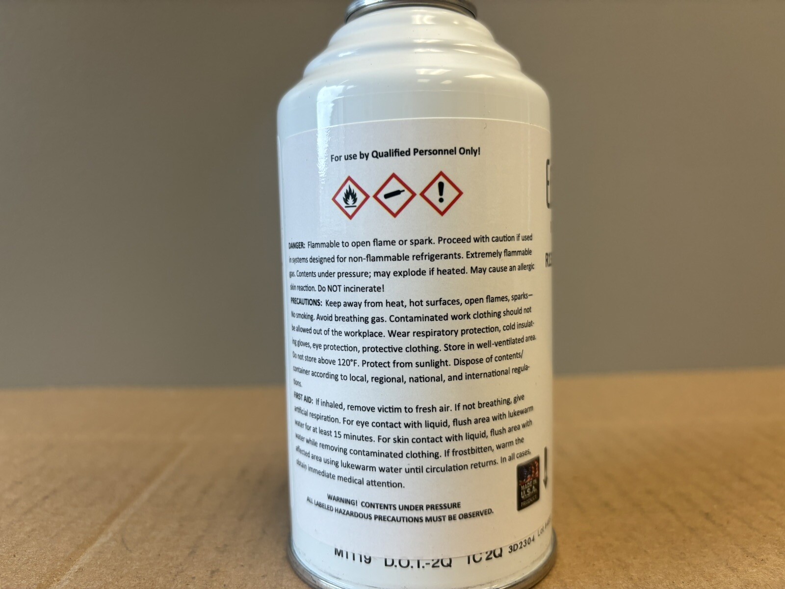 Envirosafe R134a Replacement Refrigerant with dye, 1 CAN, Charging Hose.